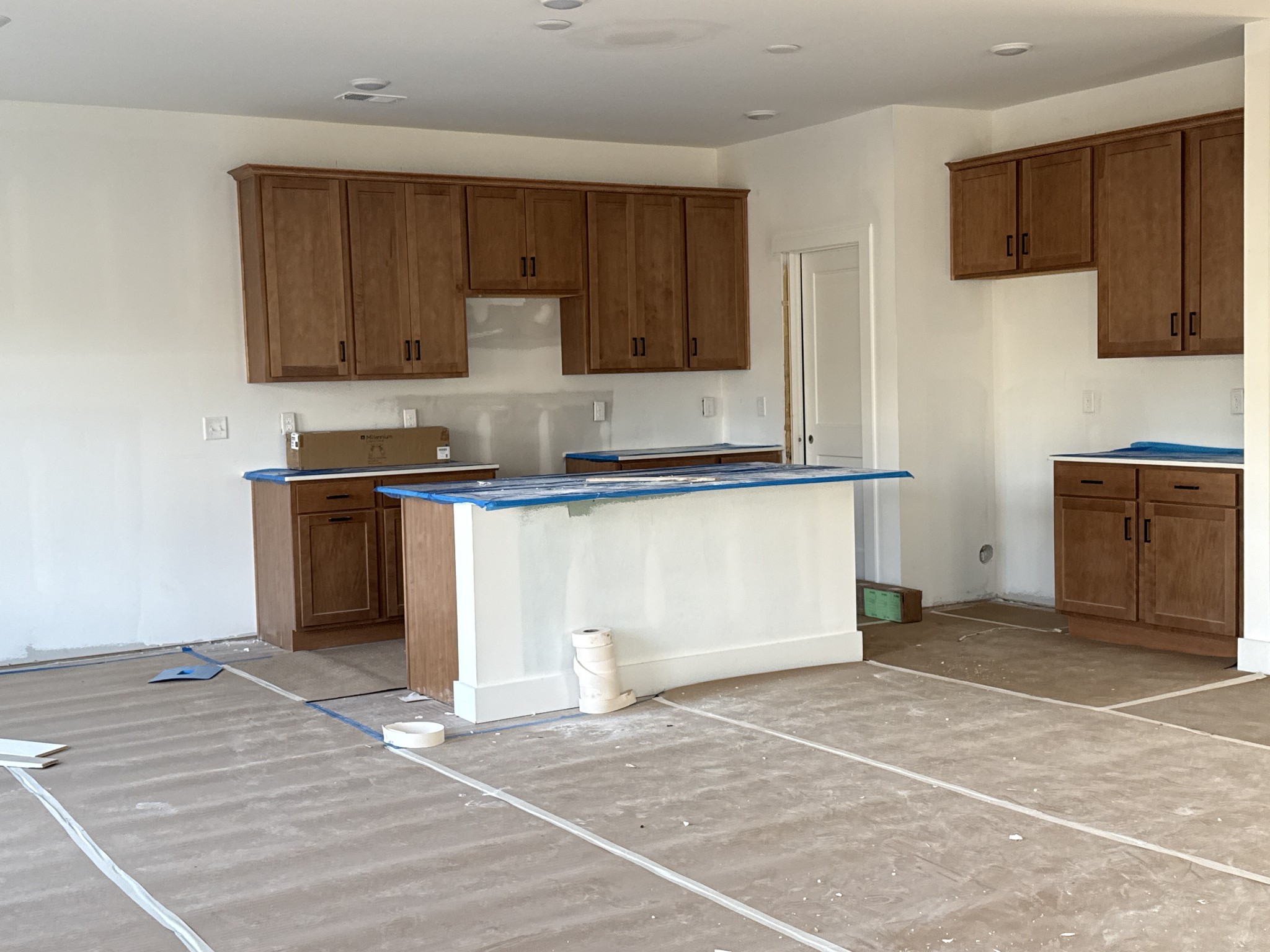 914 Watercourse Court