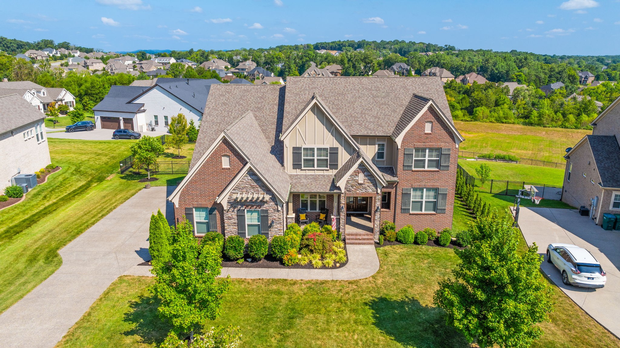 152 Brooksbank Dr
