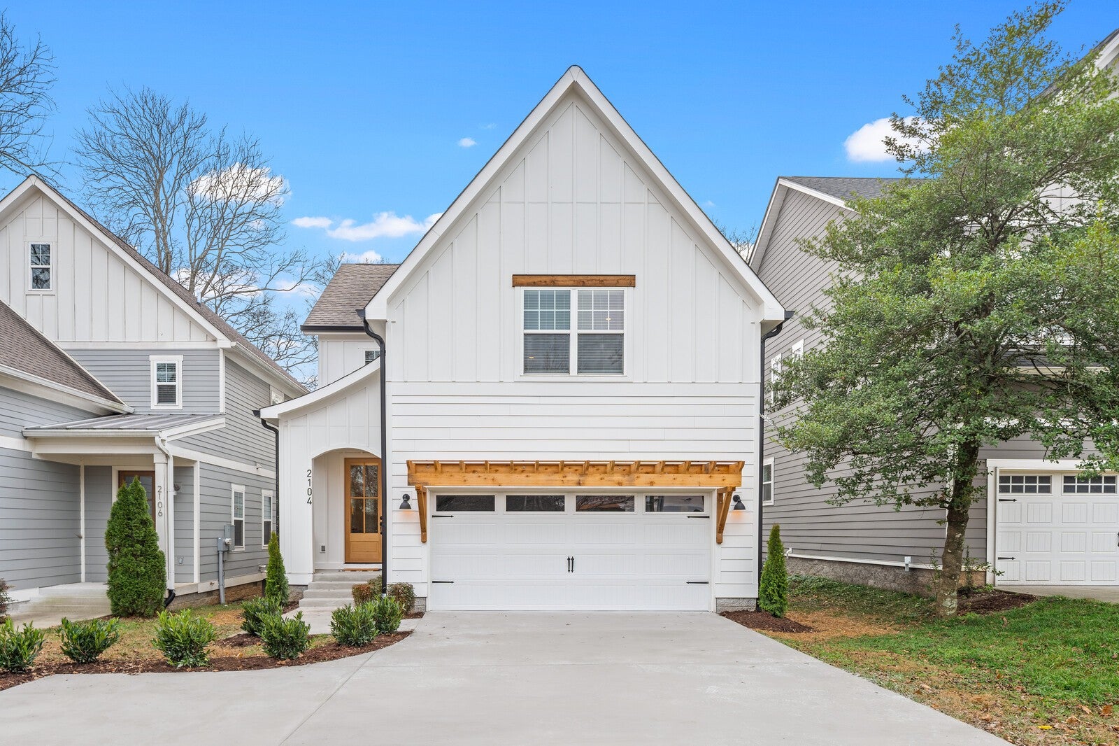 4-bed condo at 2104 Sheridan Rd, Nashville, sold February 9, 2026