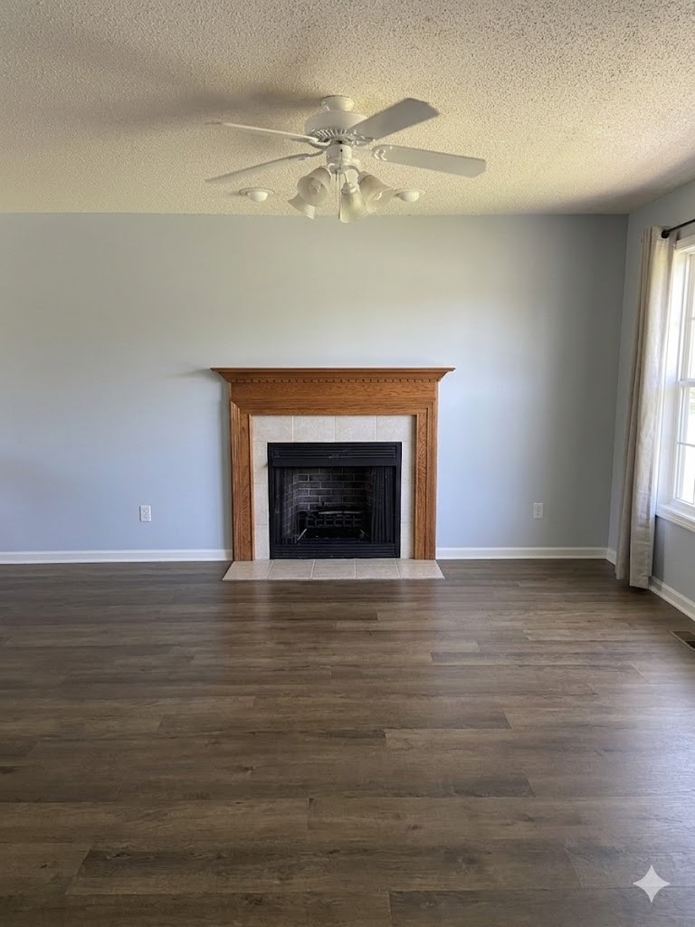 1405 Addison Dr