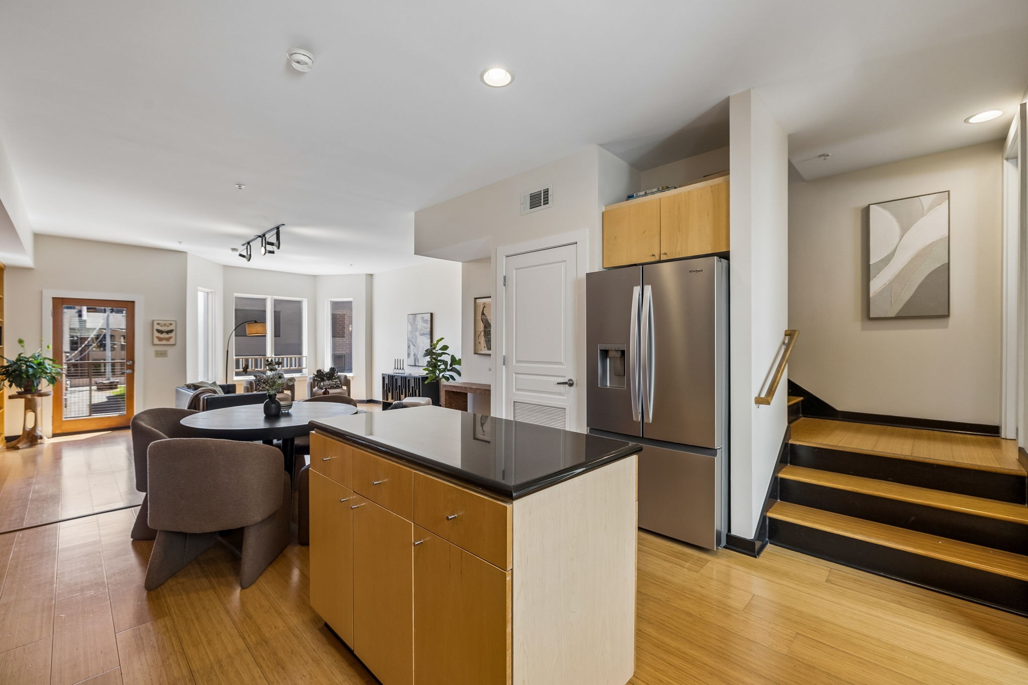 807 18th Ave S 306