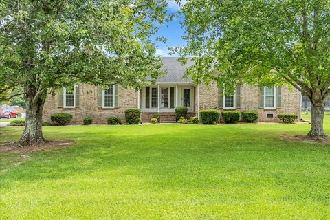 152 Greenbriar Cir Manchester TN 37355