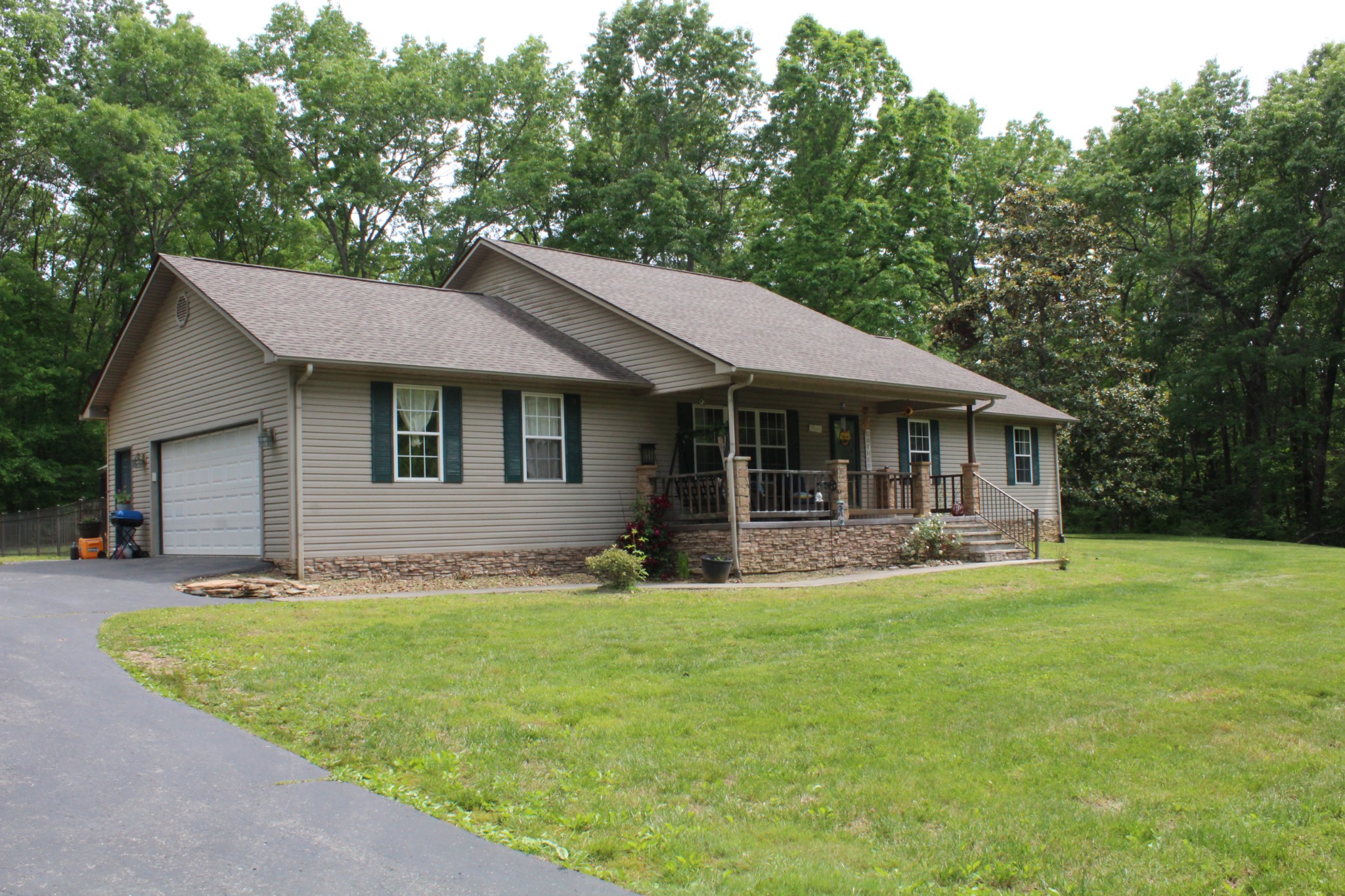201 Hillsway