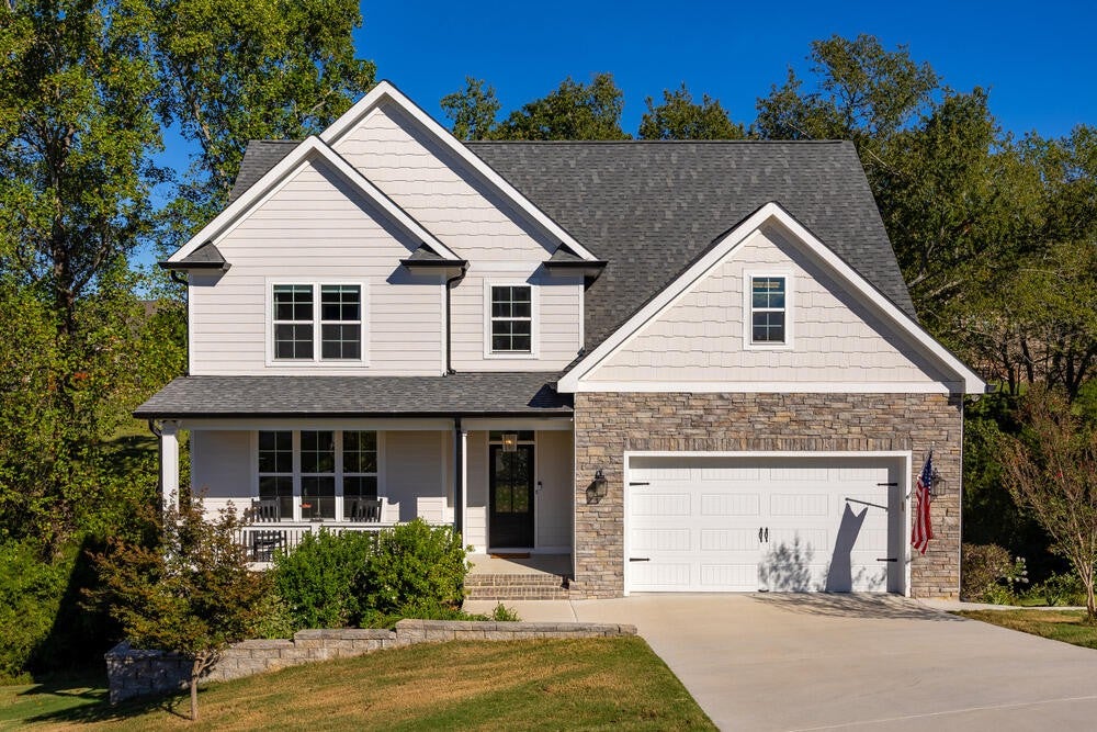6200 Breezy Hollow Lane