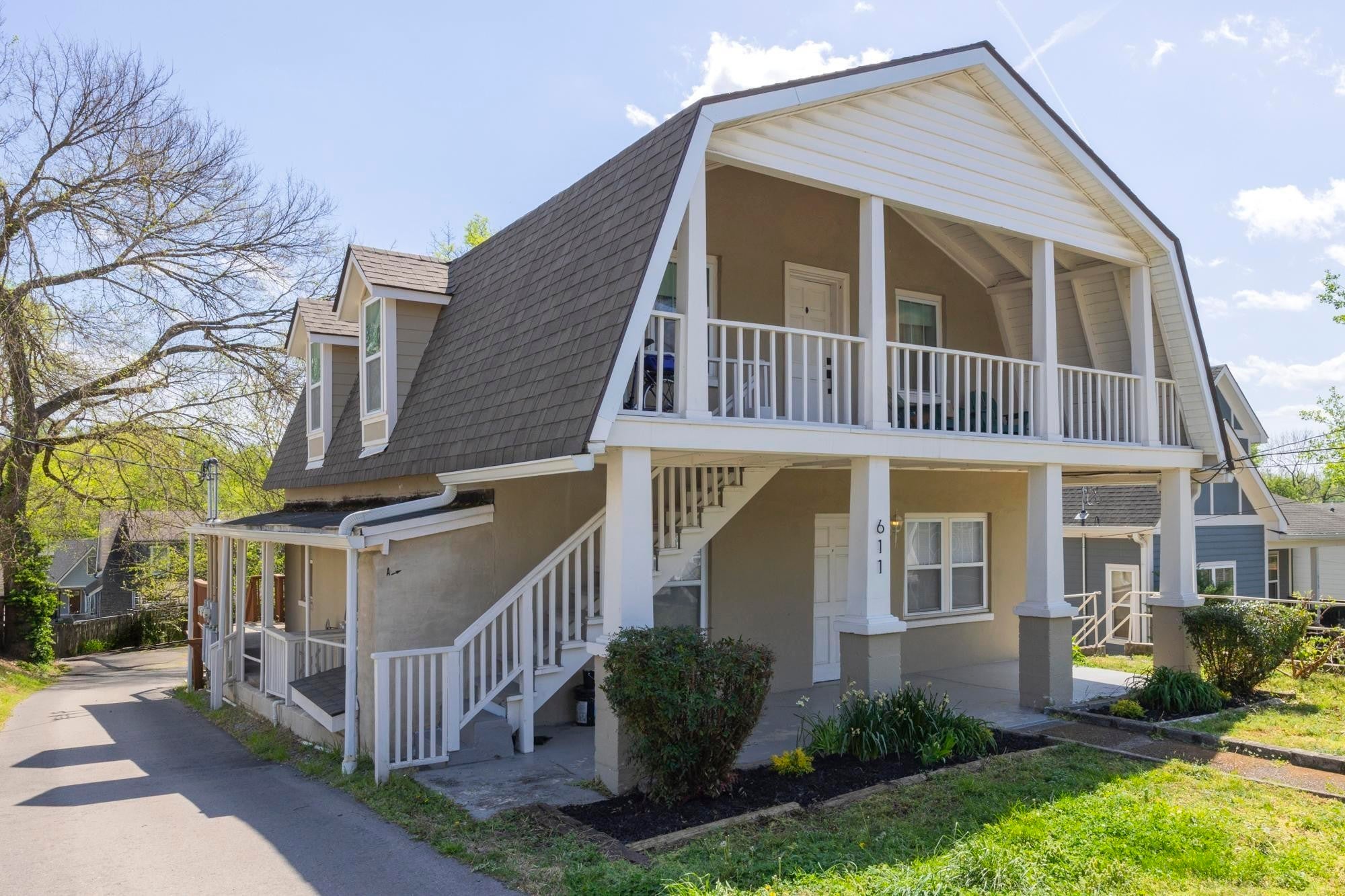 2.0-bed rental at 611 S 14th St C