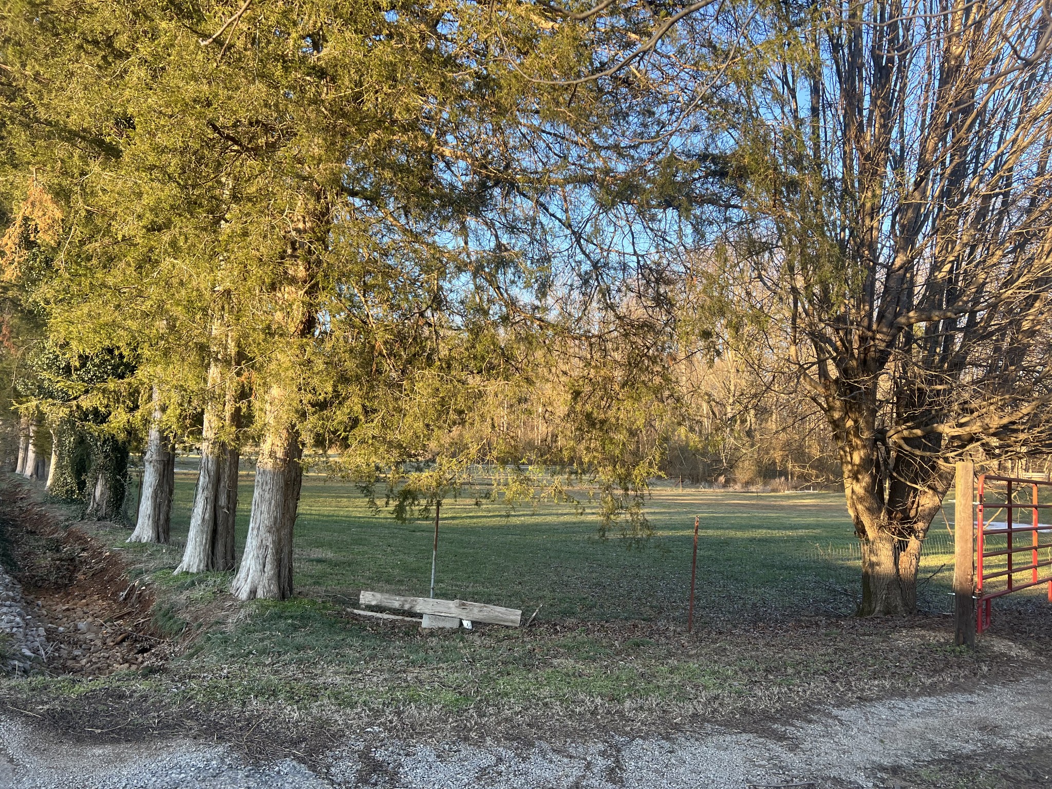 2077 Holders Cove Rd