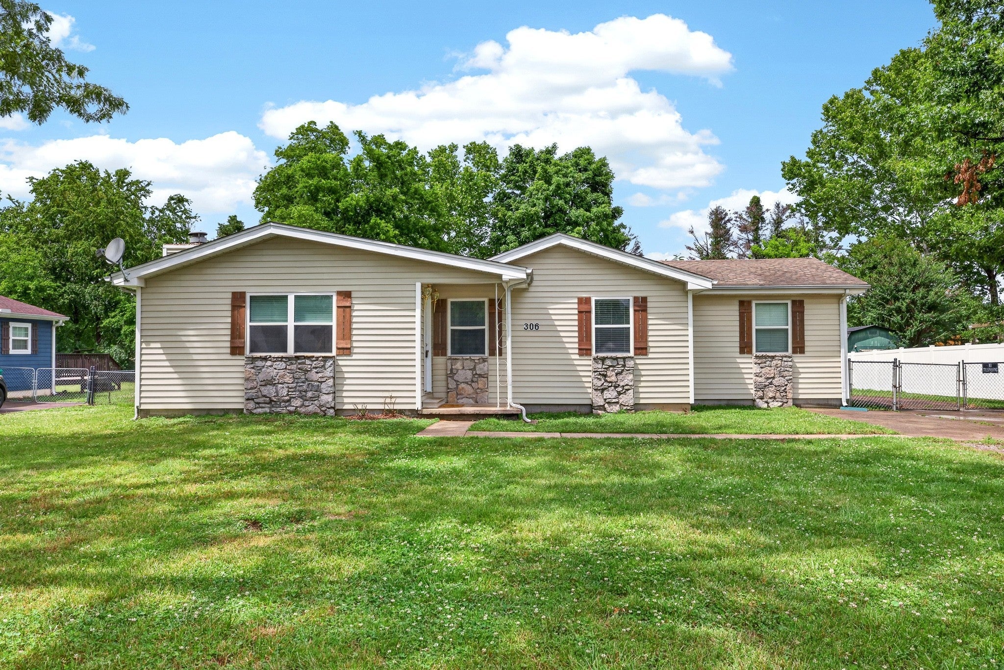 306 Belinda Pkwy