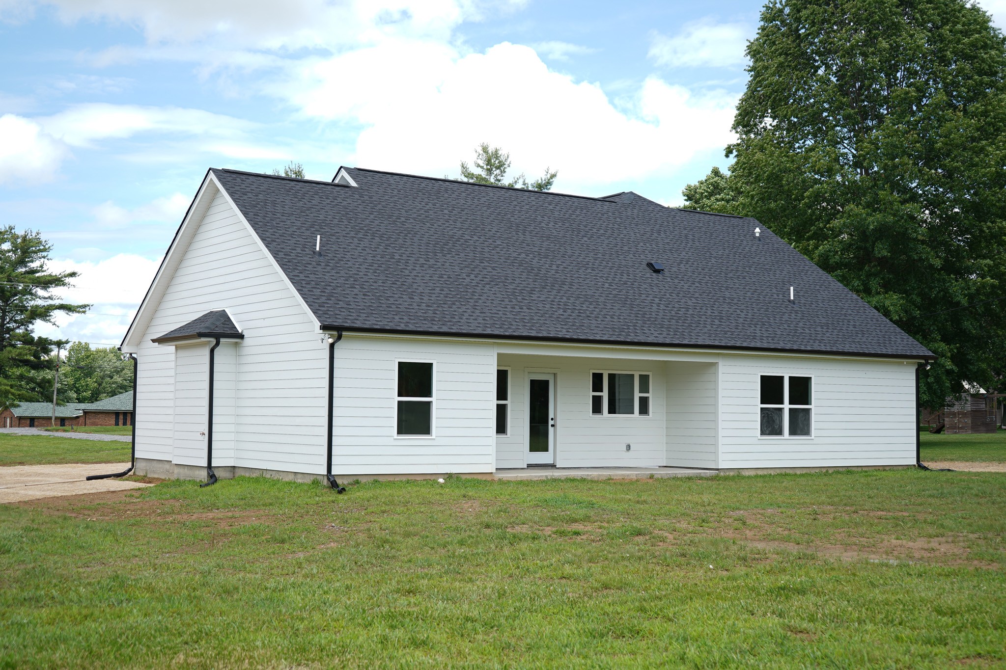 Middle Tennessee Properties 3 825A College St