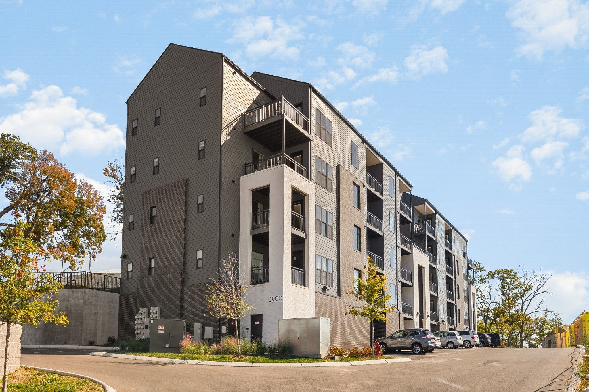 1-bed condo for sale in Nashville, TN 37207, 2900 Edwin Way 102 2900 Edwin Way 102, Nashville TN 37207 1-bed condo, photo 2 of 35