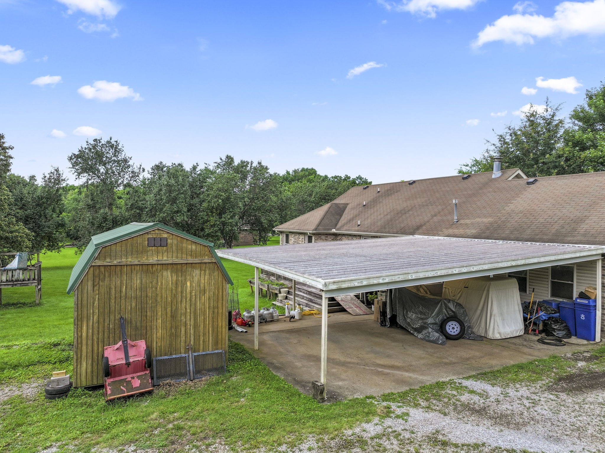 1949 Orchard Park Dr