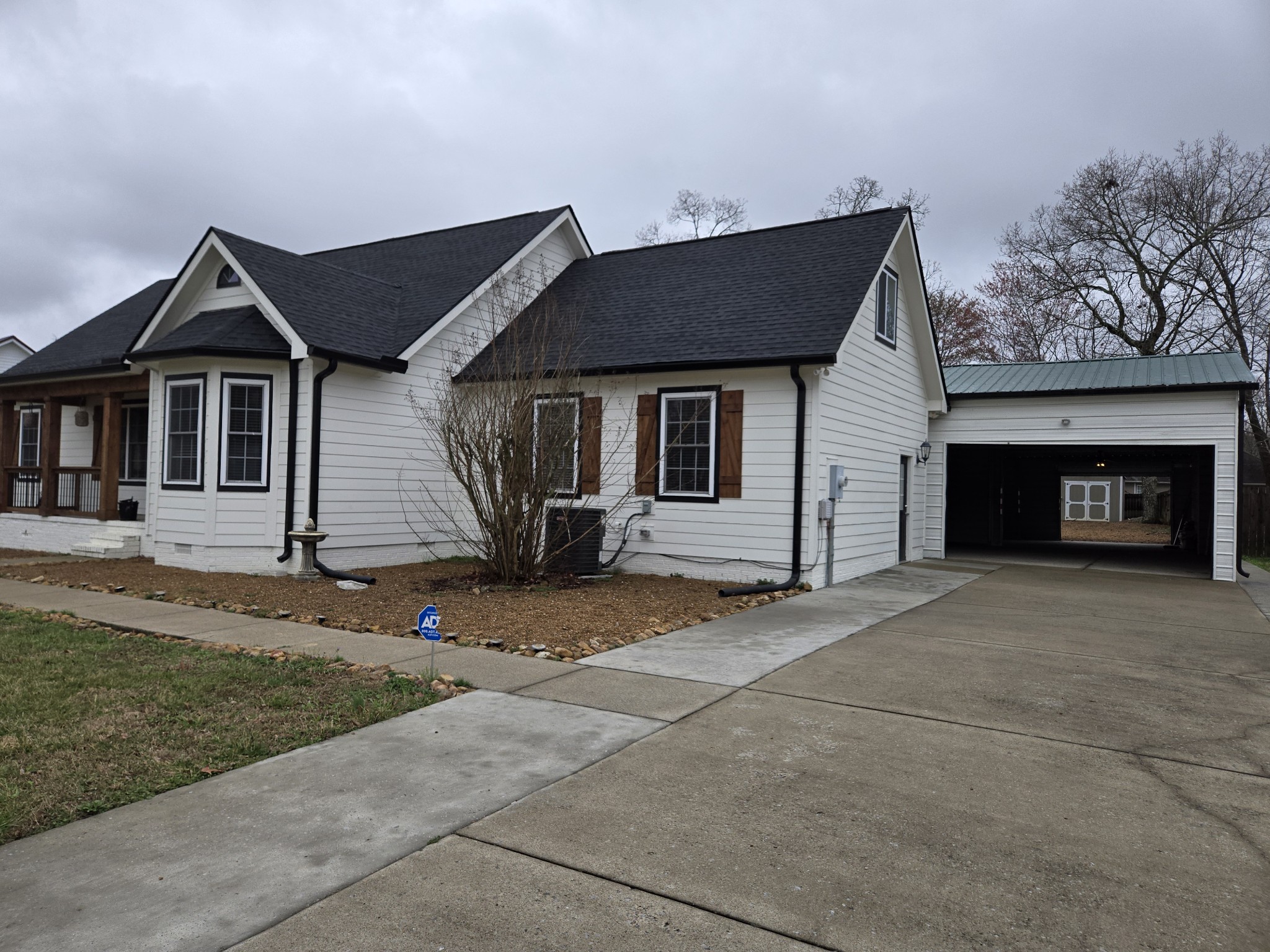 913 Indian Springs Cir