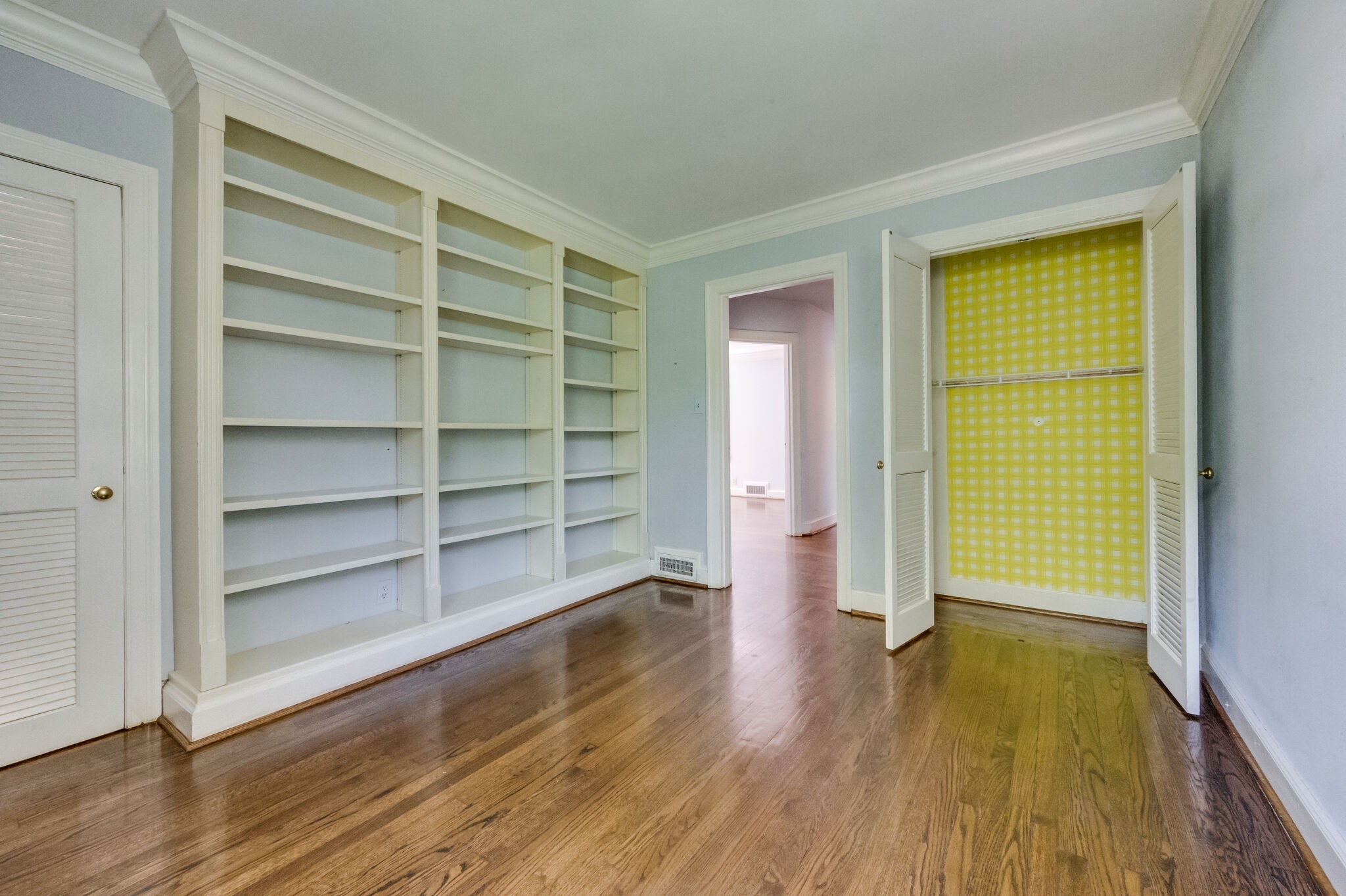 Nashville, Tennessee 37204, United States, 2 Bedrooms Bedrooms, ,1 BathroomBathrooms,Residential,Coming Soon,98501