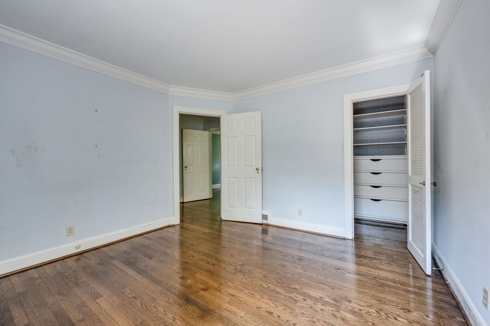 Nashville, Tennessee 37204, United States, 2 Bedrooms Bedrooms, ,1 BathroomBathrooms,Residential,Coming Soon,98501