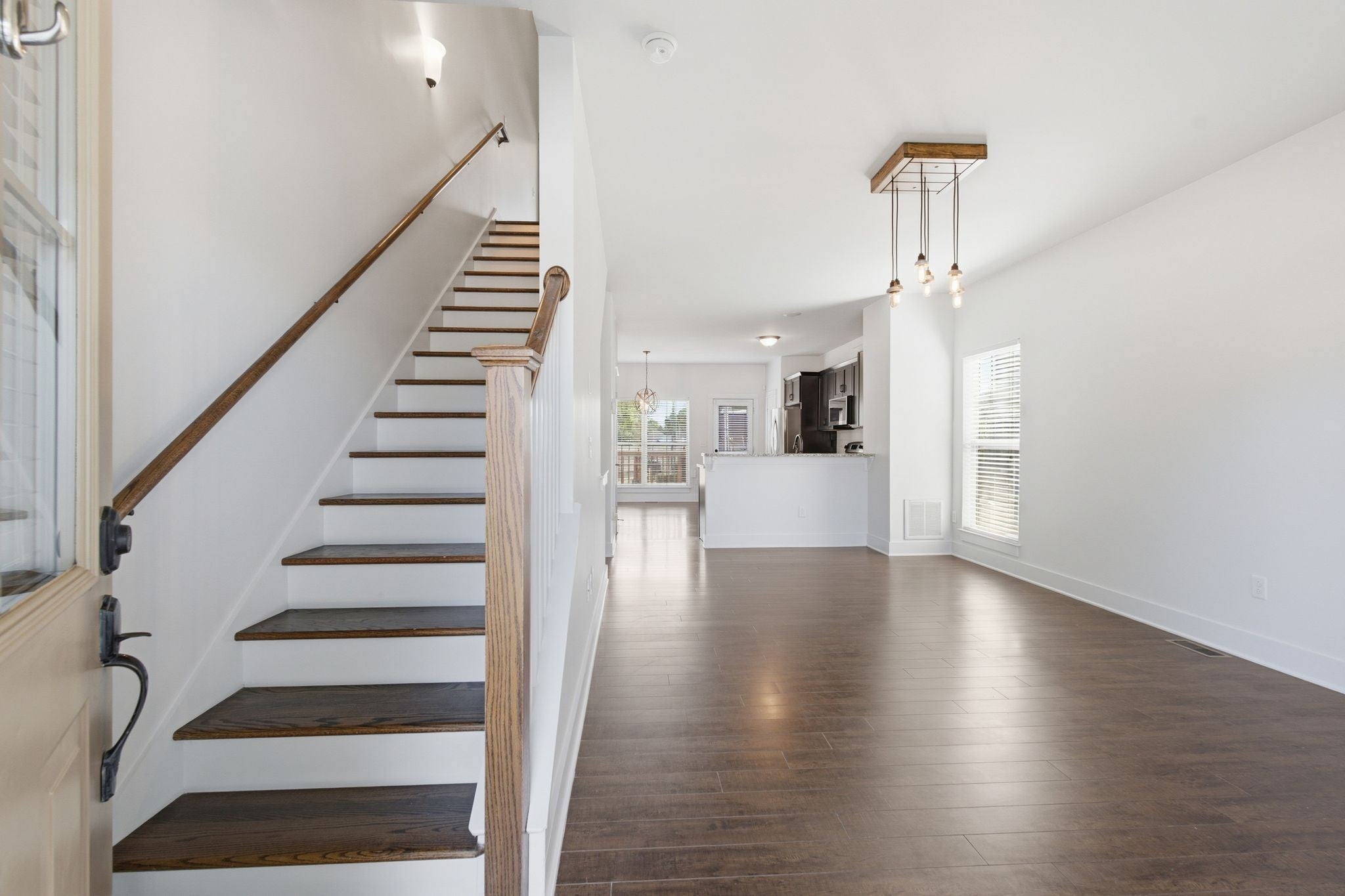 1049 Chicamauga Ave 5