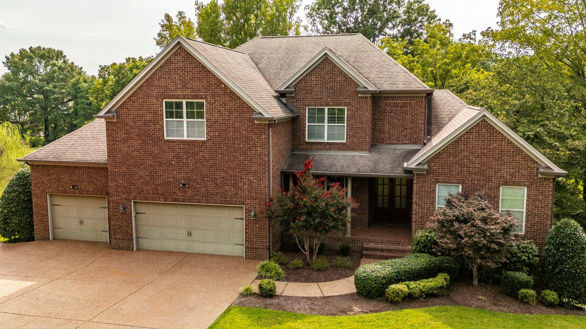 816 Lynn Dr