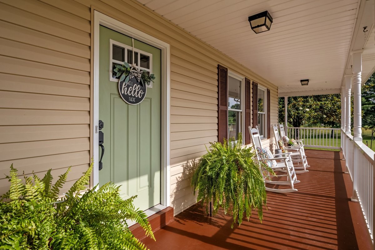 346 Spring Creek Ln