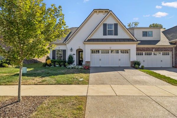 911 CHERRY GROVE DR, HENDERSONVILLE, TN 37075 - Image 5aebfdeebf1d03f7f506bb1ebec7355b/1931640646