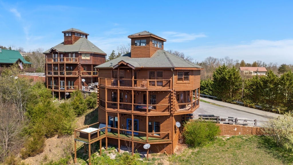2083 Kerr Rd