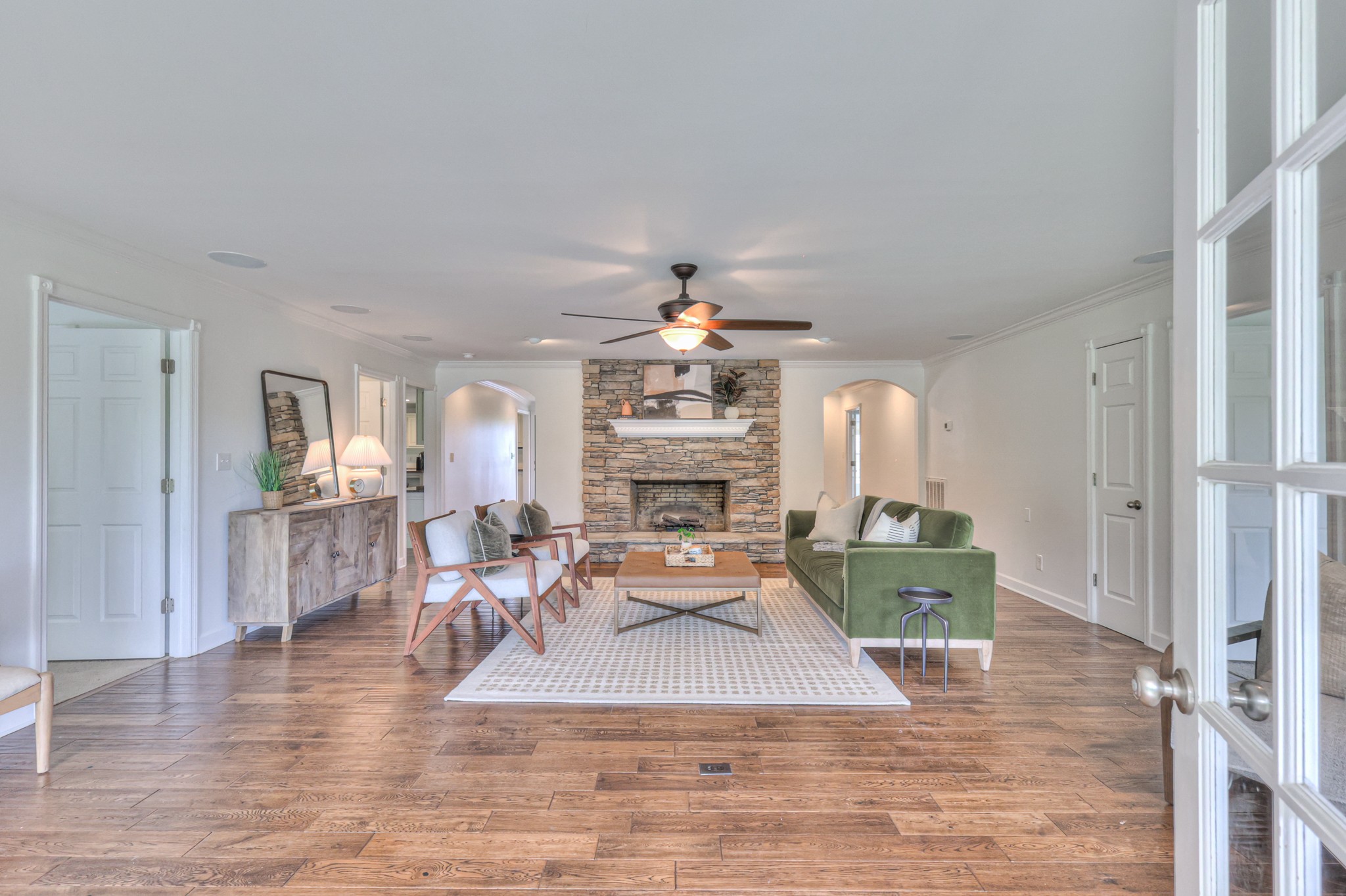 4861 Bethesda Rd
