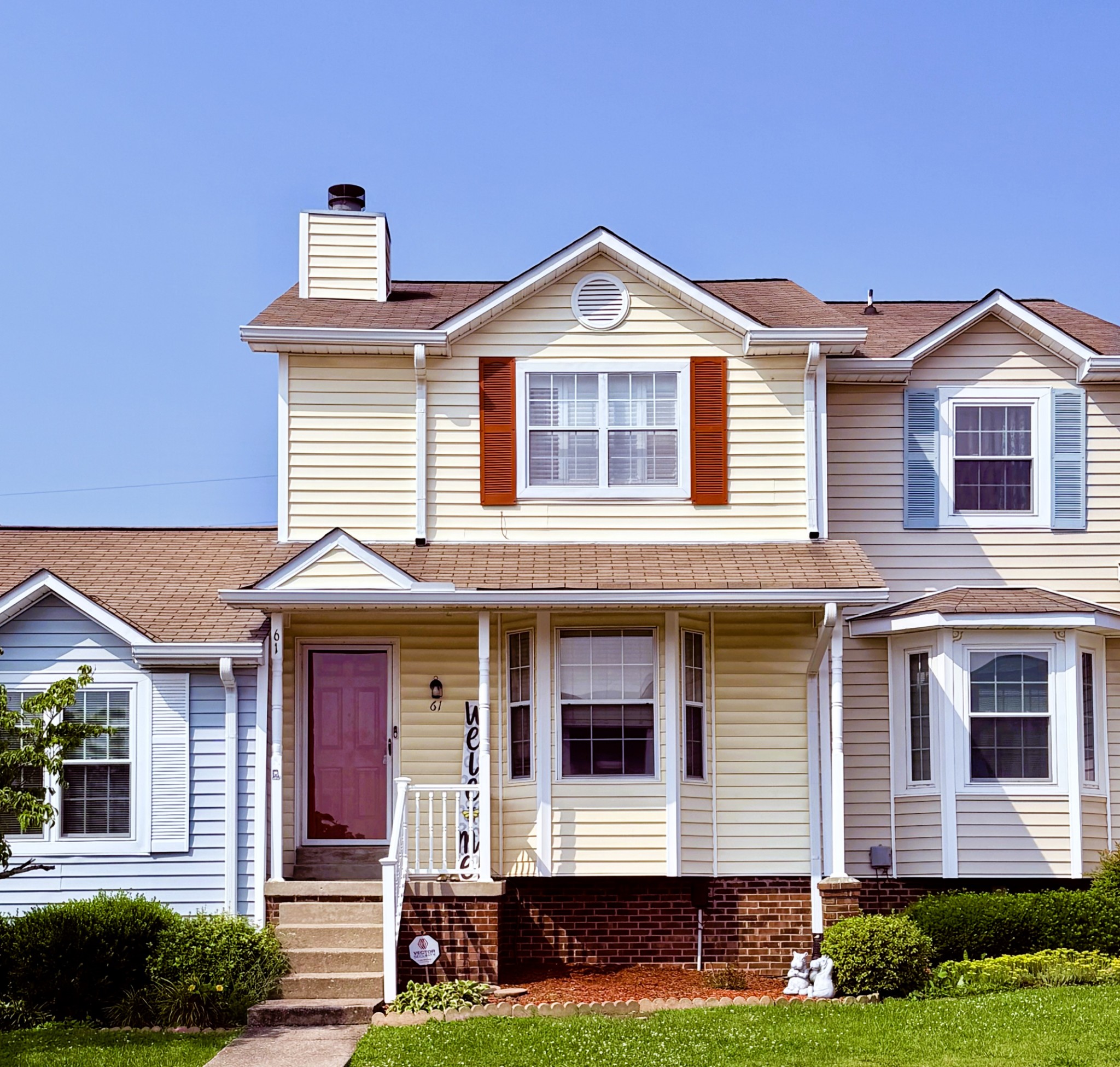 61 Rolling Meadows Dr