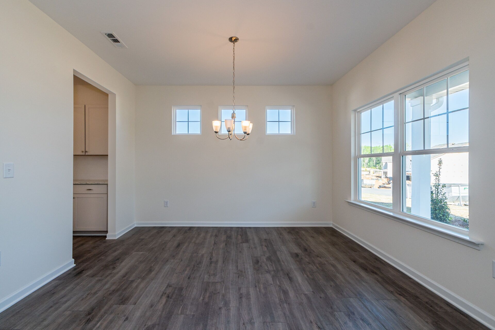 766 Chiswick Ct