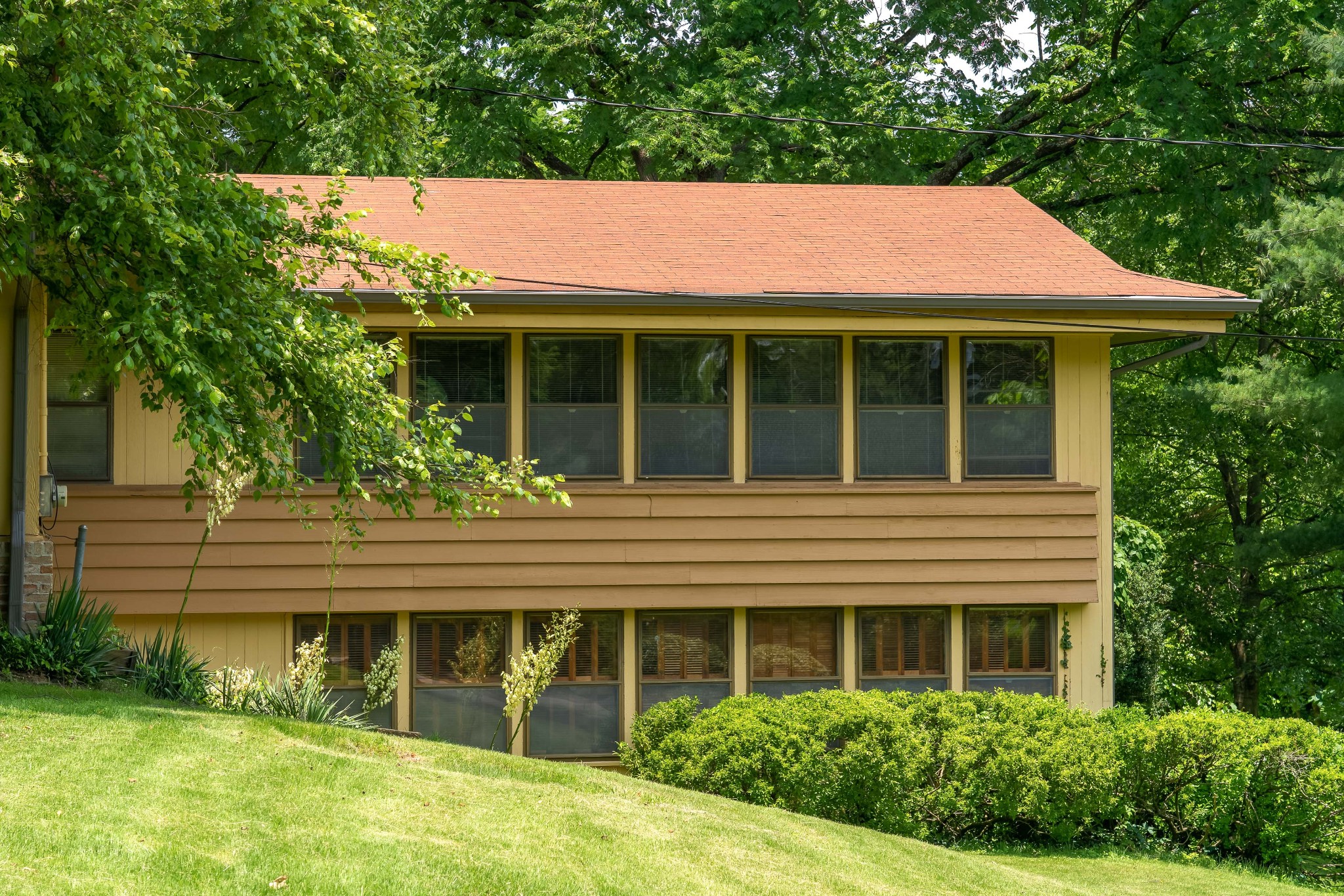 706 Washington Ave