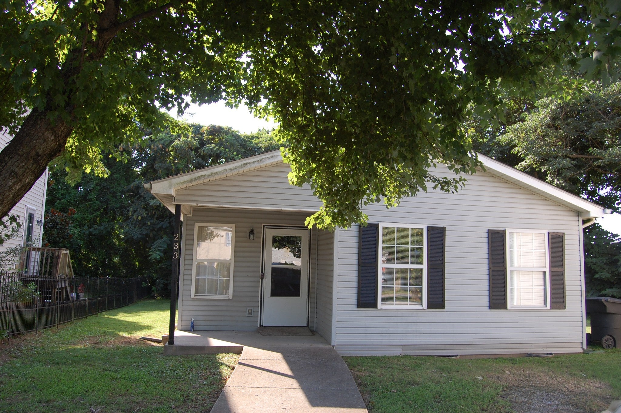 4-bed home for sale in Franklin, TN 37064, 233 Helping Hands Dr 233 Helping Hands Dr, Franklin TN 37064 4-bed home, photo 1 of 15