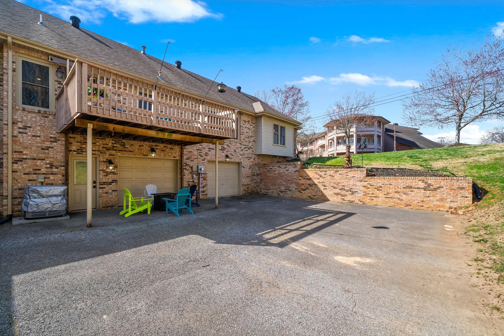 Clarksville, Tennessee 37043, United States, 2 Bedrooms Bedrooms, ,2 BathroomsBathrooms,Residential,Pending,91282