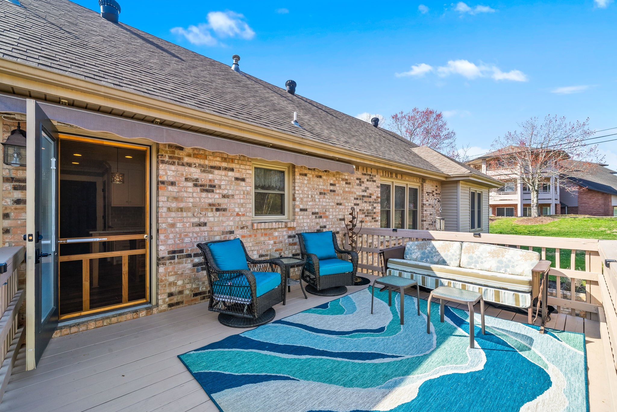 Clarksville, Tennessee 37043, United States, 2 Bedrooms Bedrooms, ,2 BathroomsBathrooms,Residential,Pending,91282