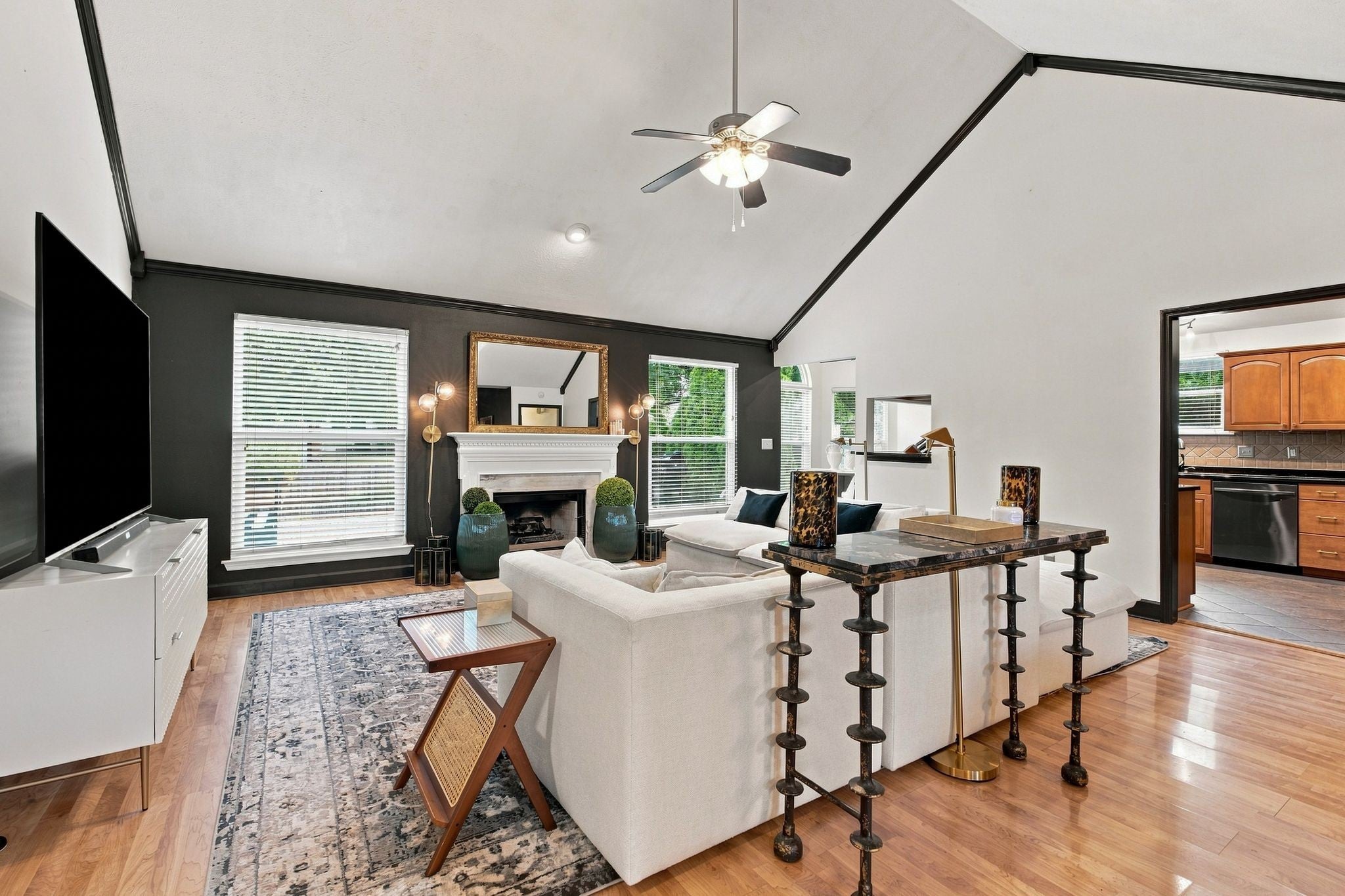 1605 Glen Trail Dr