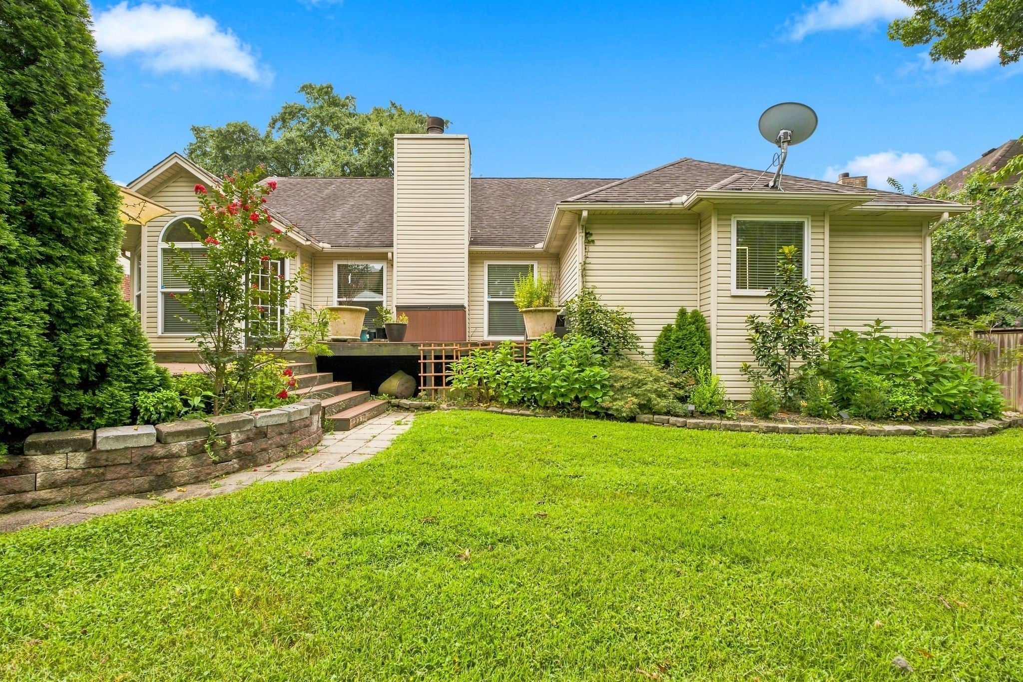 1605 Glen Trail Dr