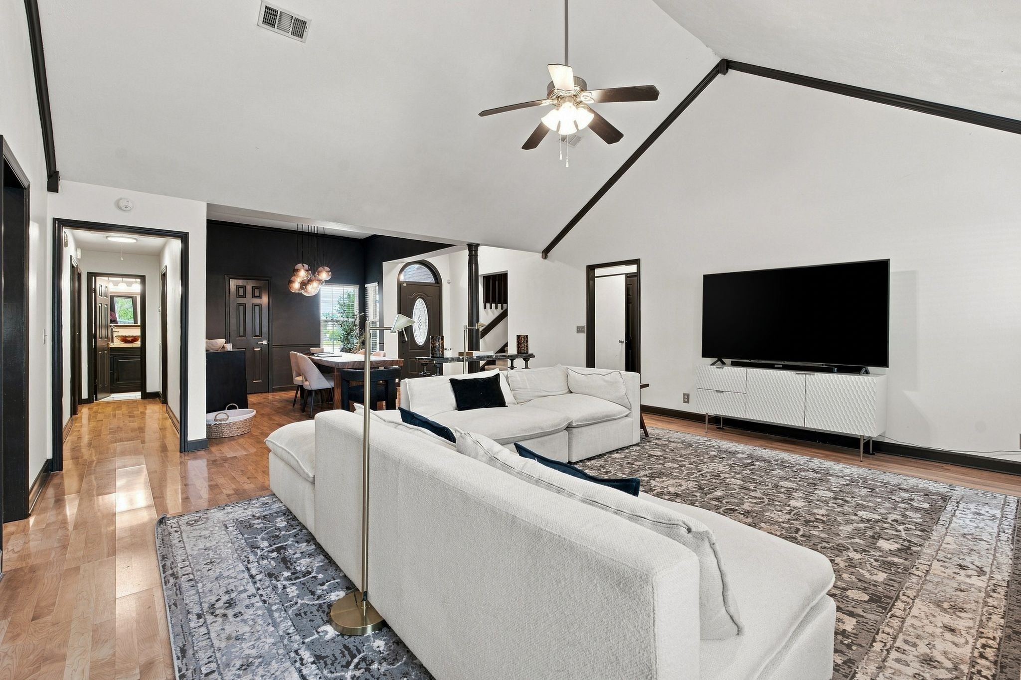 1605 Glen Trail Dr