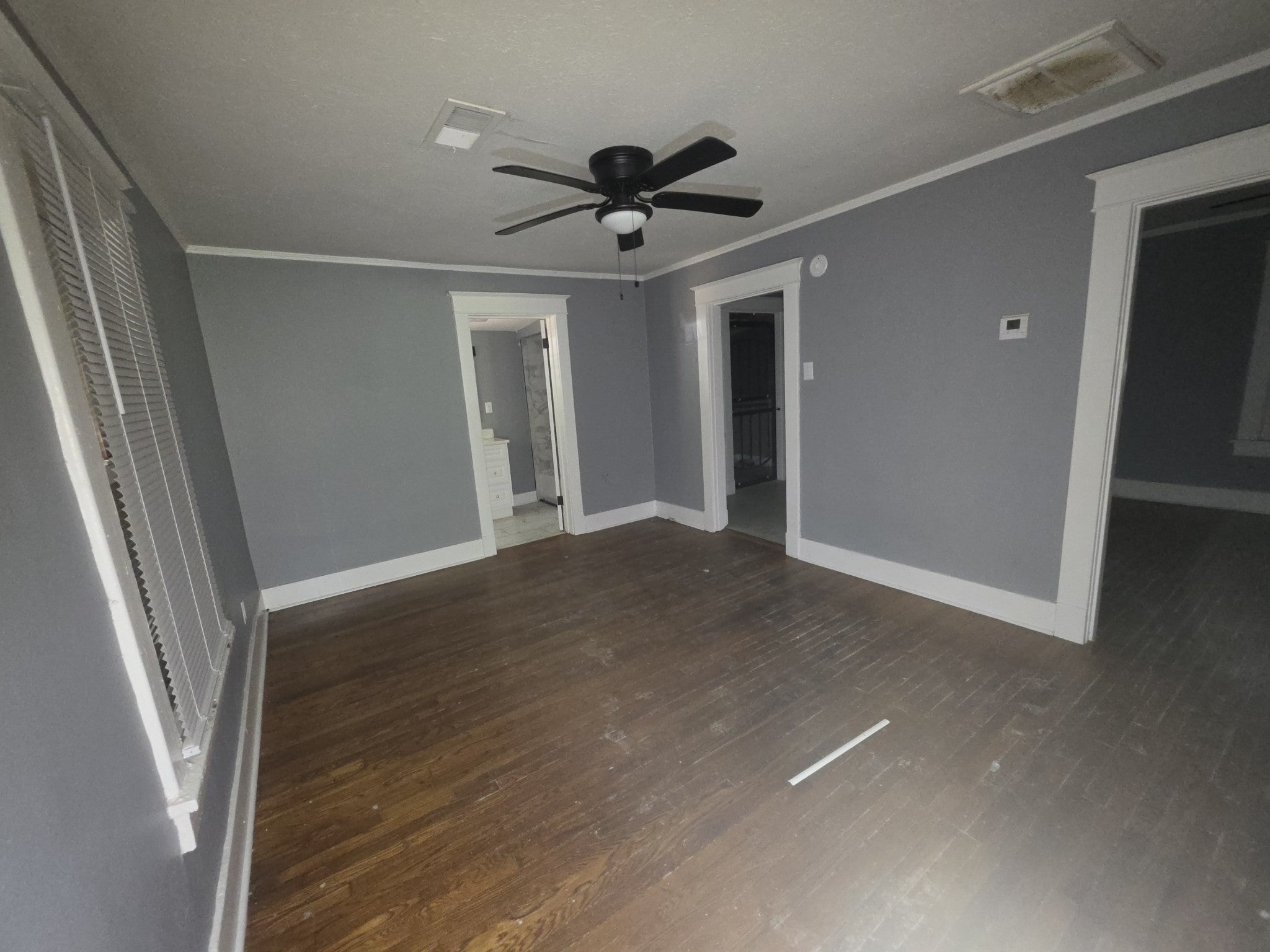 3589 Faxon Ave