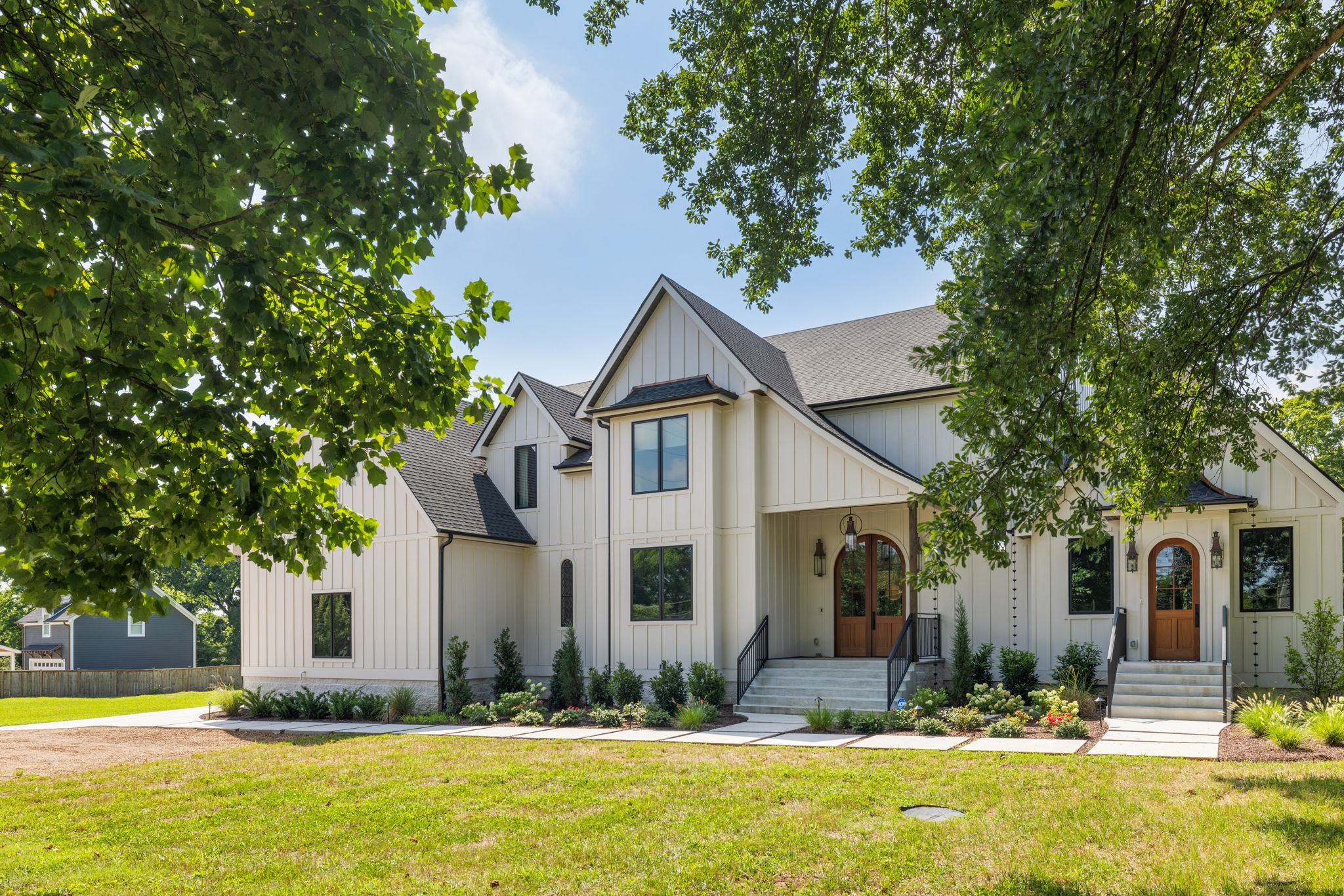 1426 McGavock Pike