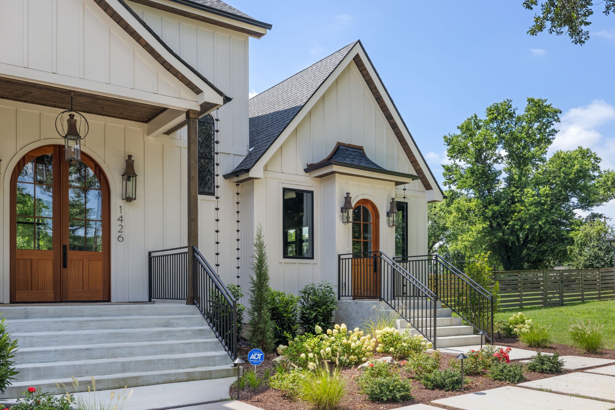 1426 McGavock Pike