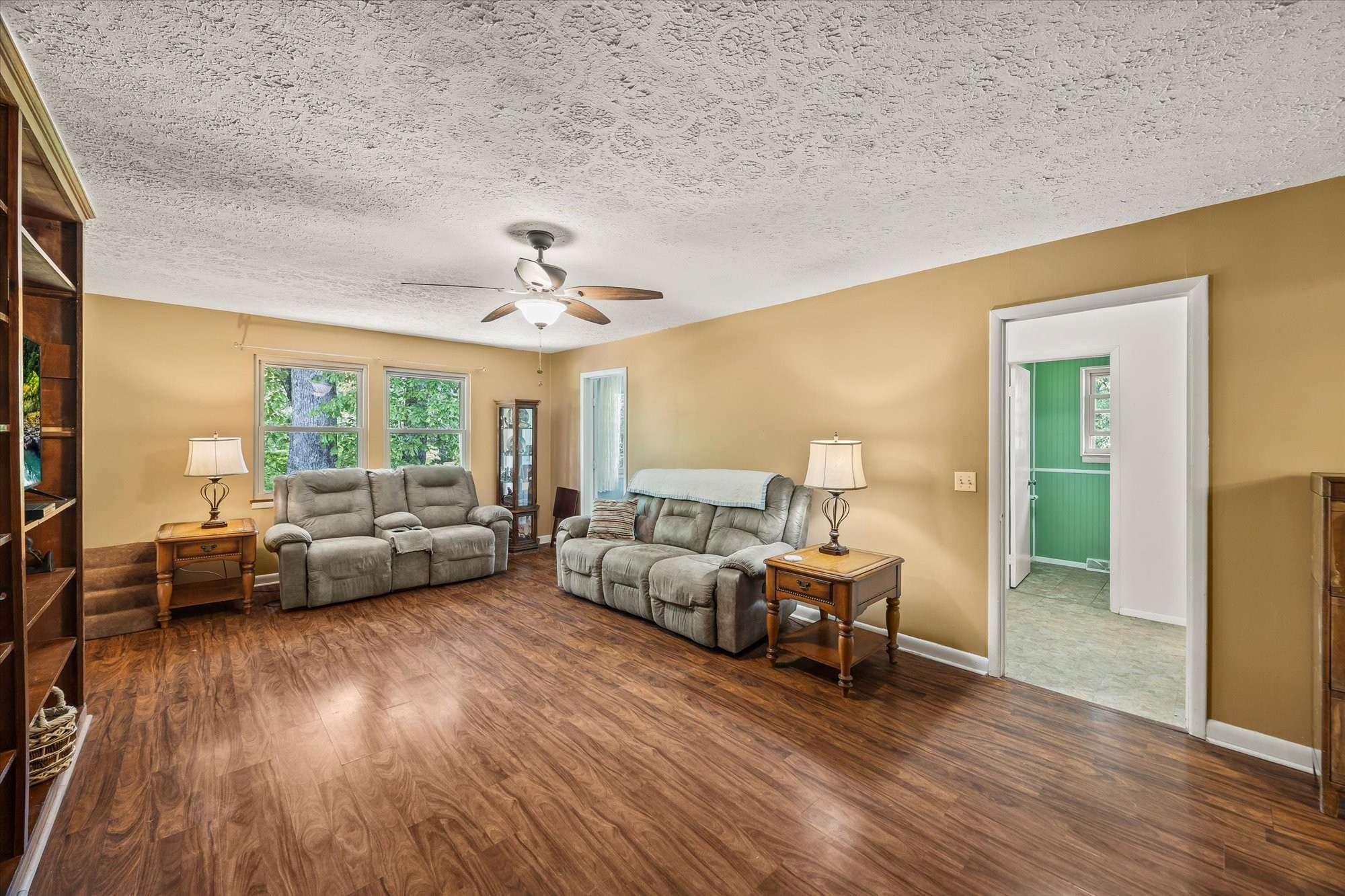 2059 Bolestown Loop