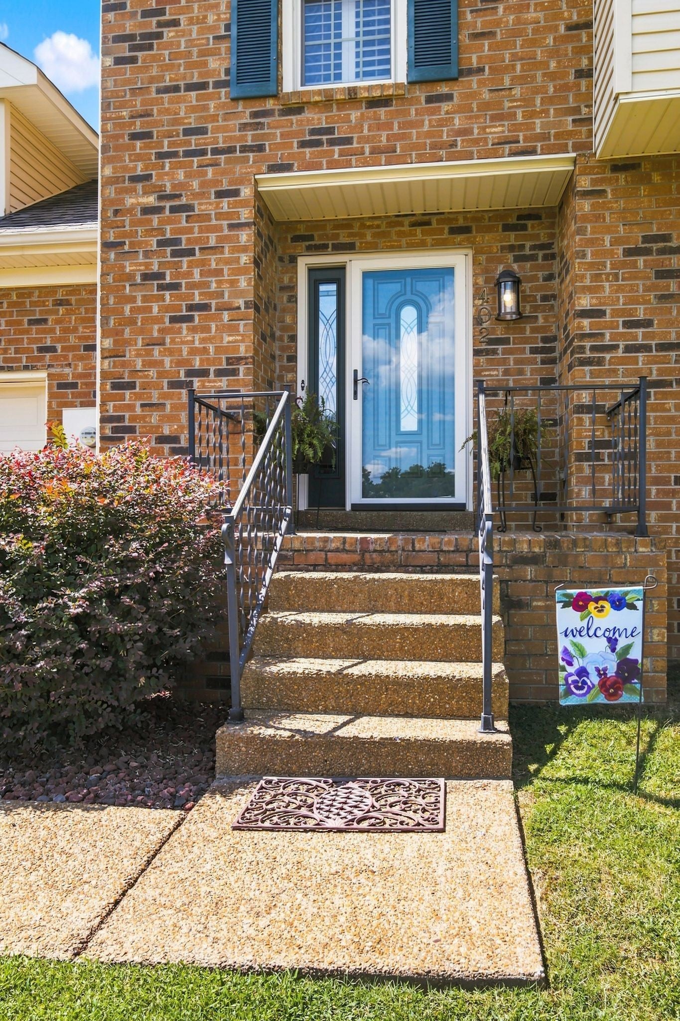 402 N Cameron Ct