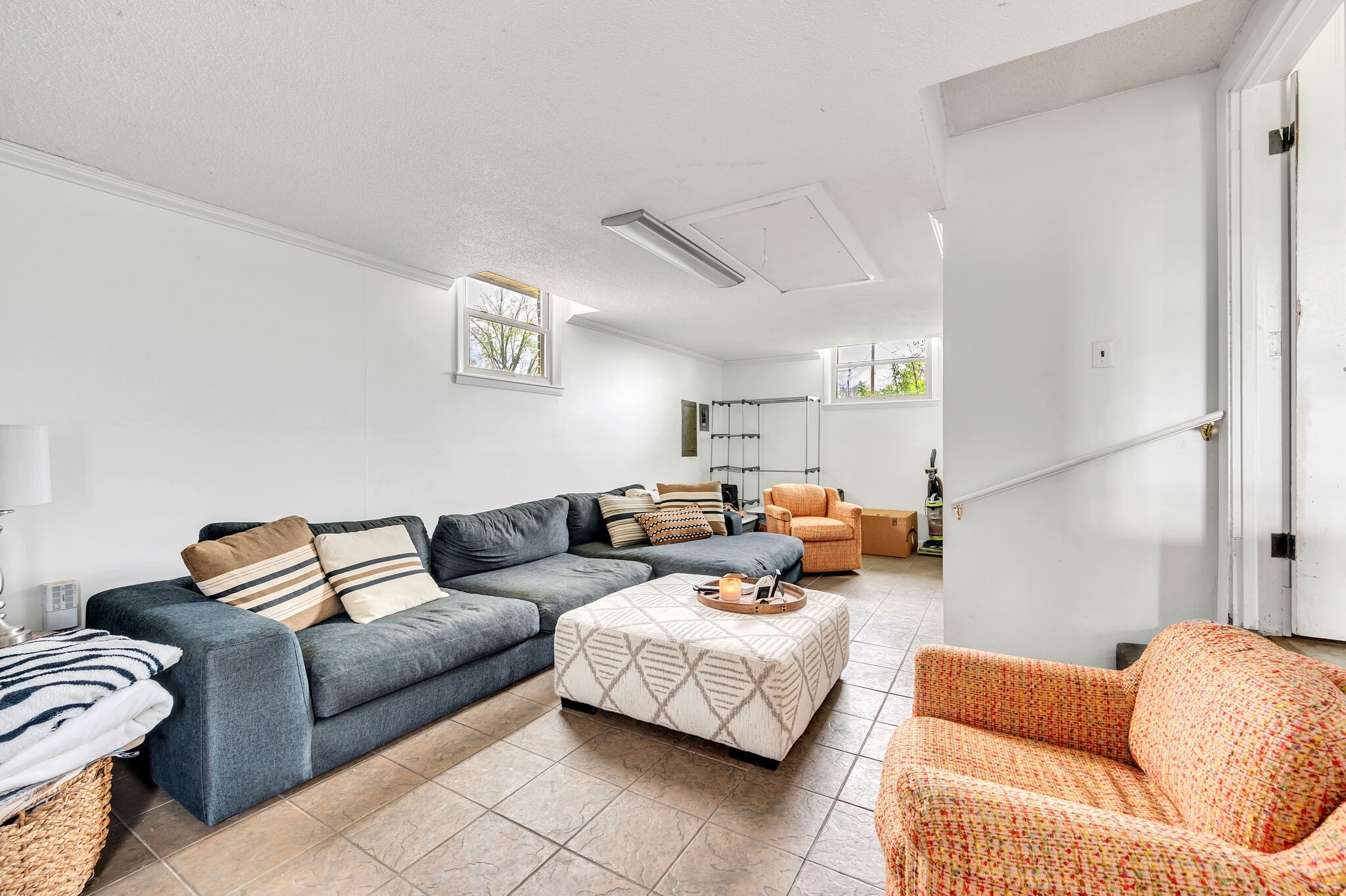 Nashville, Tennessee 37207, United States, 3 Bedrooms Bedrooms, ,2 BathroomsBathrooms,Residential,Pending,94717