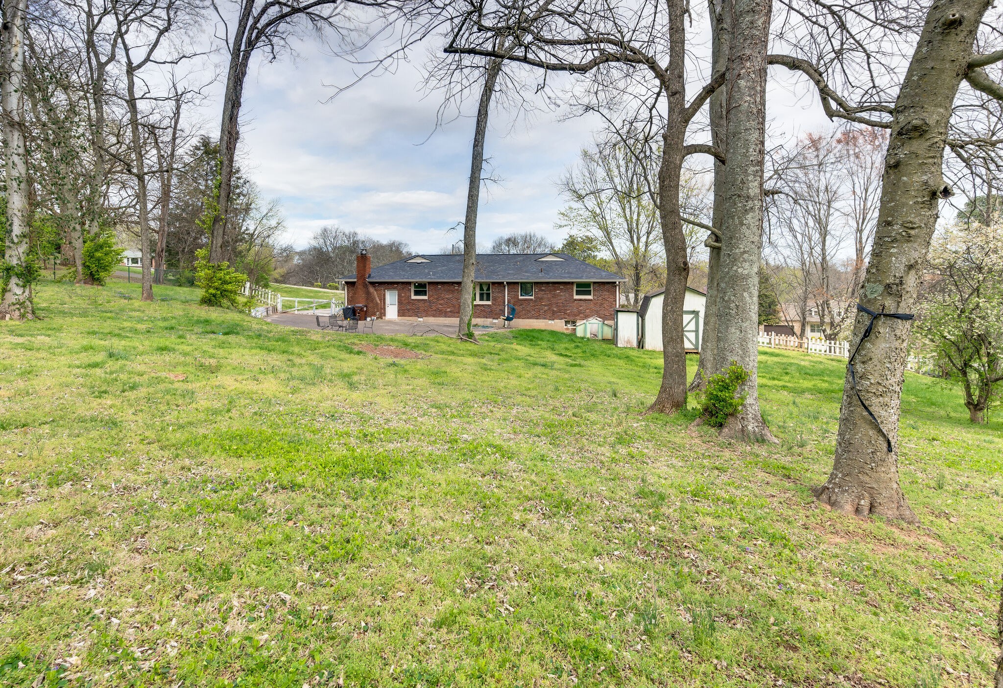 Nashville, Tennessee 37207, United States, 3 Bedrooms Bedrooms, ,2 BathroomsBathrooms,Residential,Pending,94717