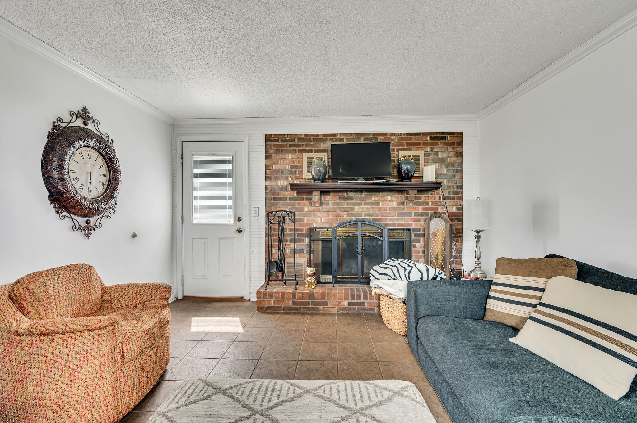 Nashville, Tennessee 37207, United States, 3 Bedrooms Bedrooms, ,2 BathroomsBathrooms,Residential,Pending,94717