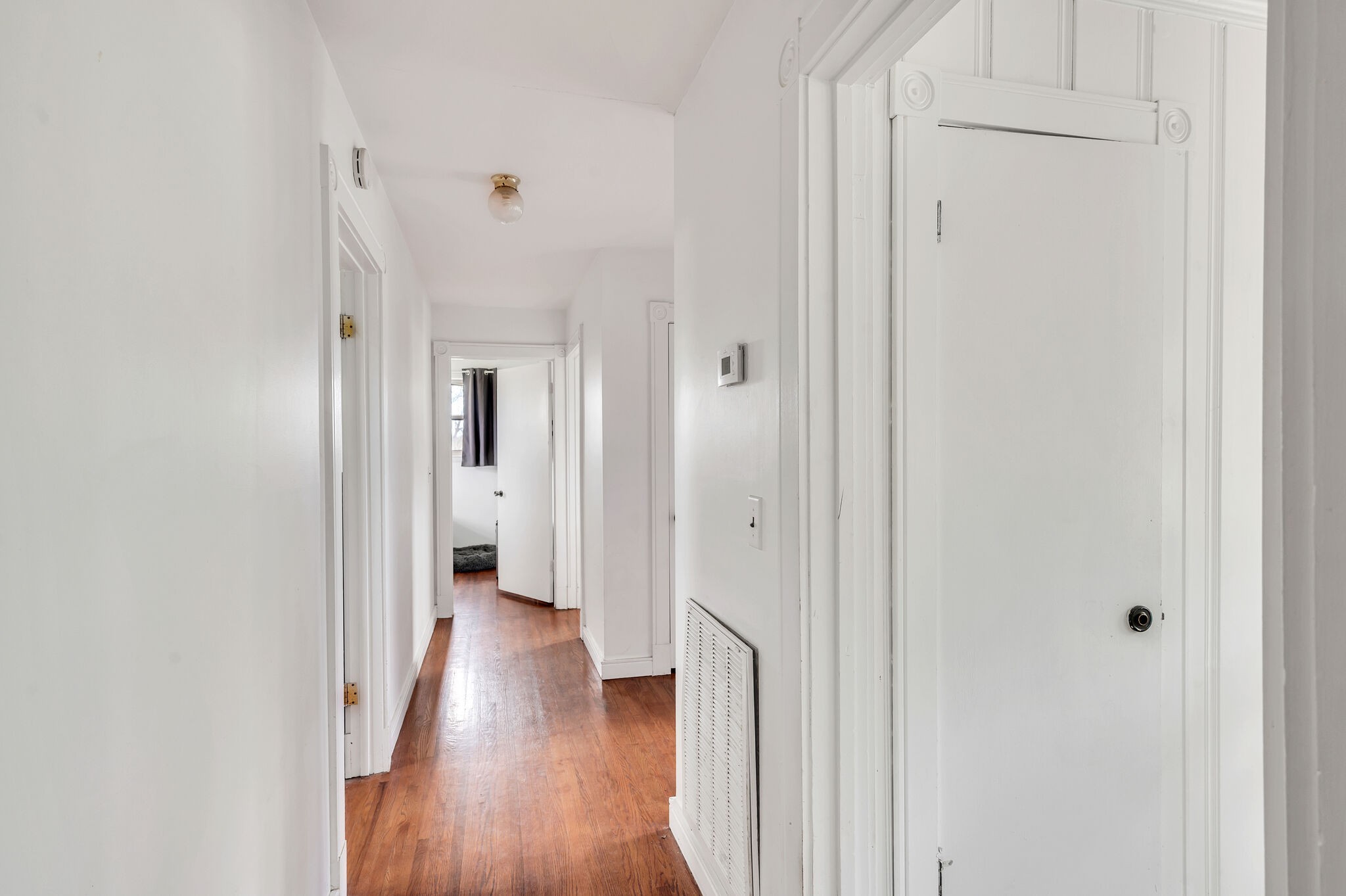 Nashville, Tennessee 37207, United States, 3 Bedrooms Bedrooms, ,2 BathroomsBathrooms,Residential,Pending,94717