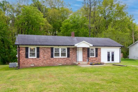 2073 Phillips St Lewisburg TN 37091