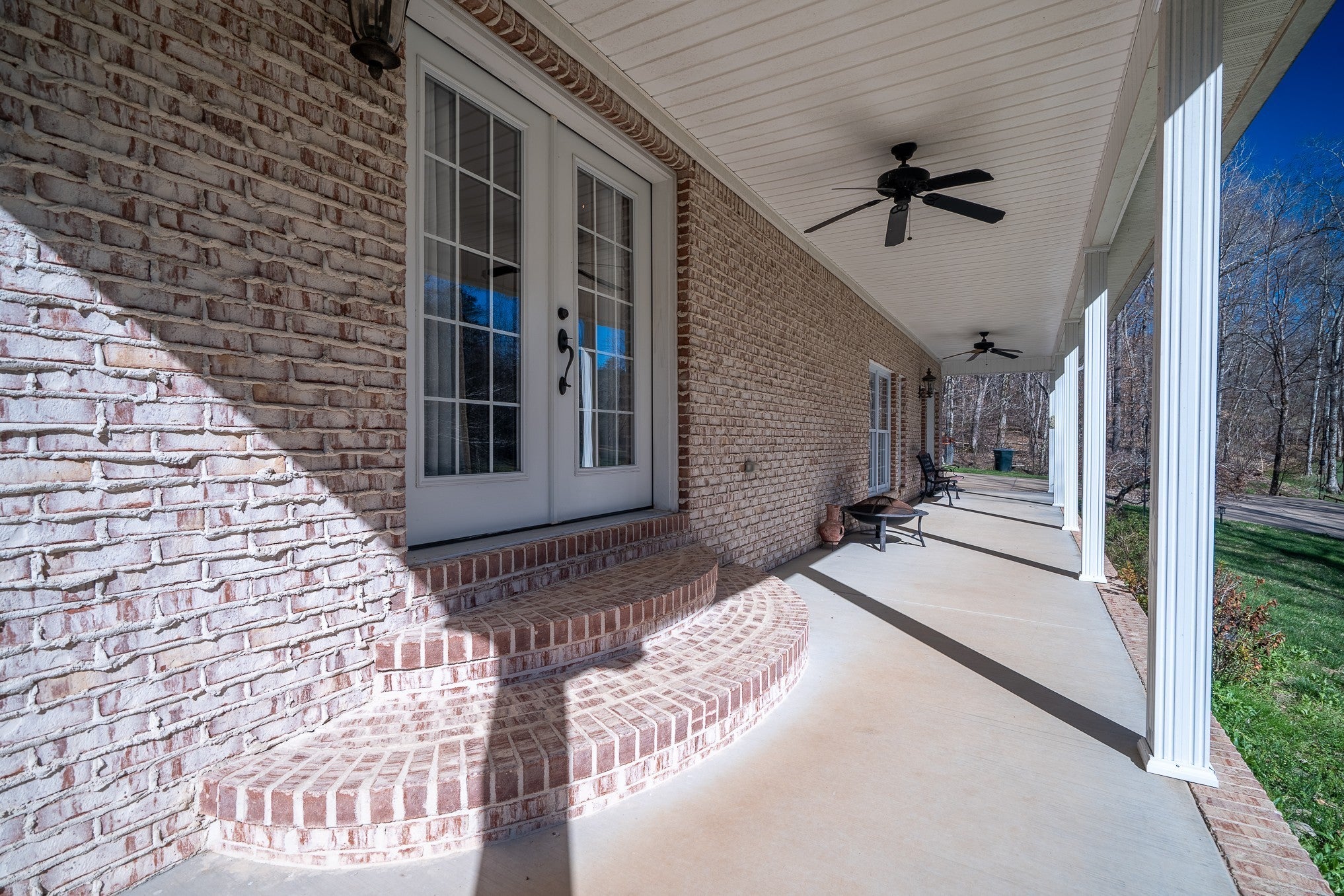 15 Clifton Rd