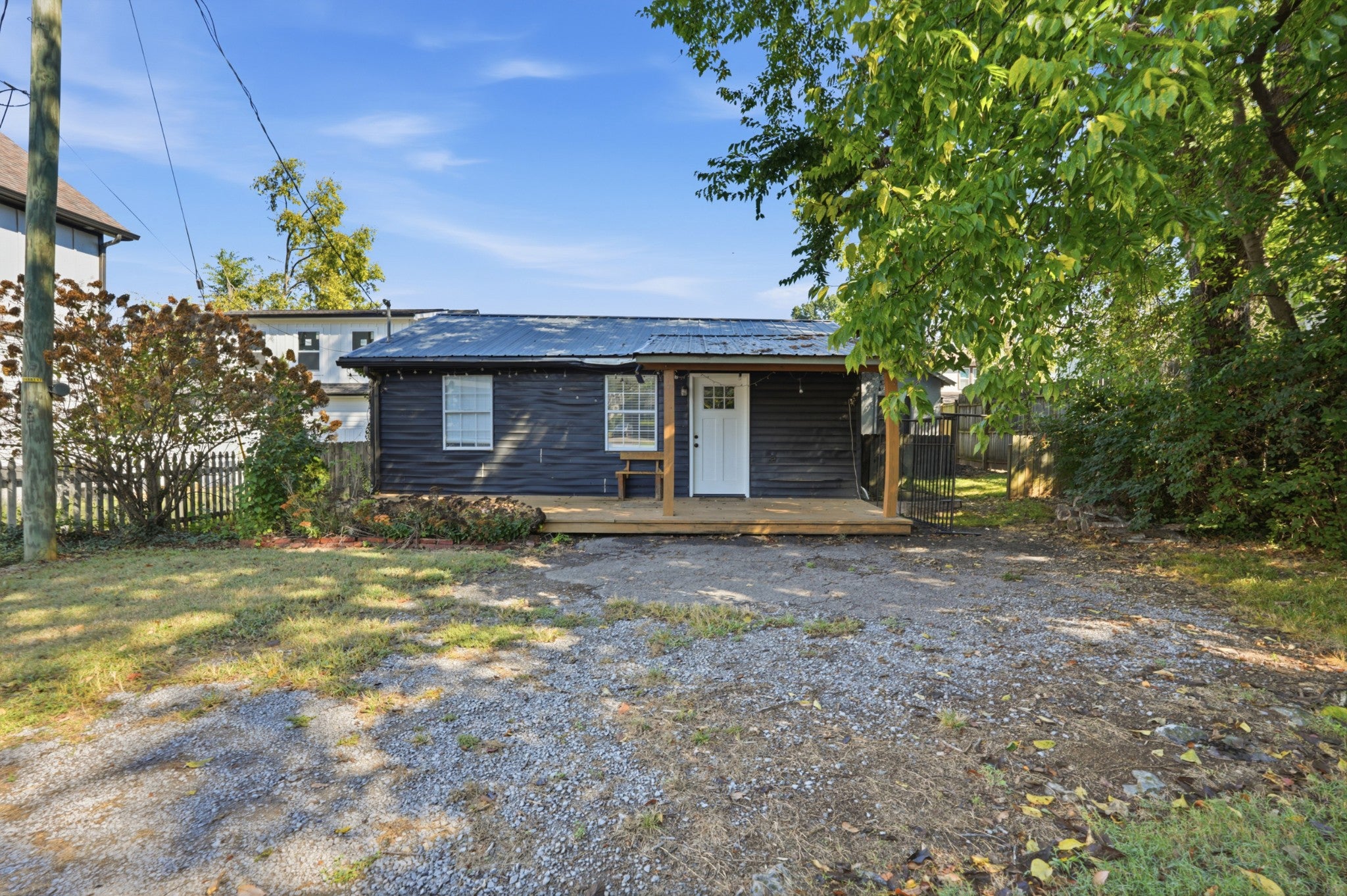 1015 Spain Ave, Nashville TN 37216 2-bed home, photo 5 of 9