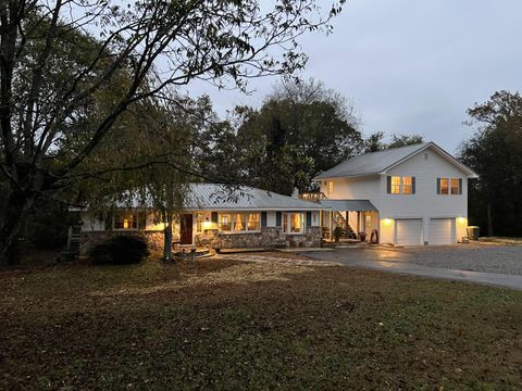 1573 Highway 157 Lookout Mountain GA 30750