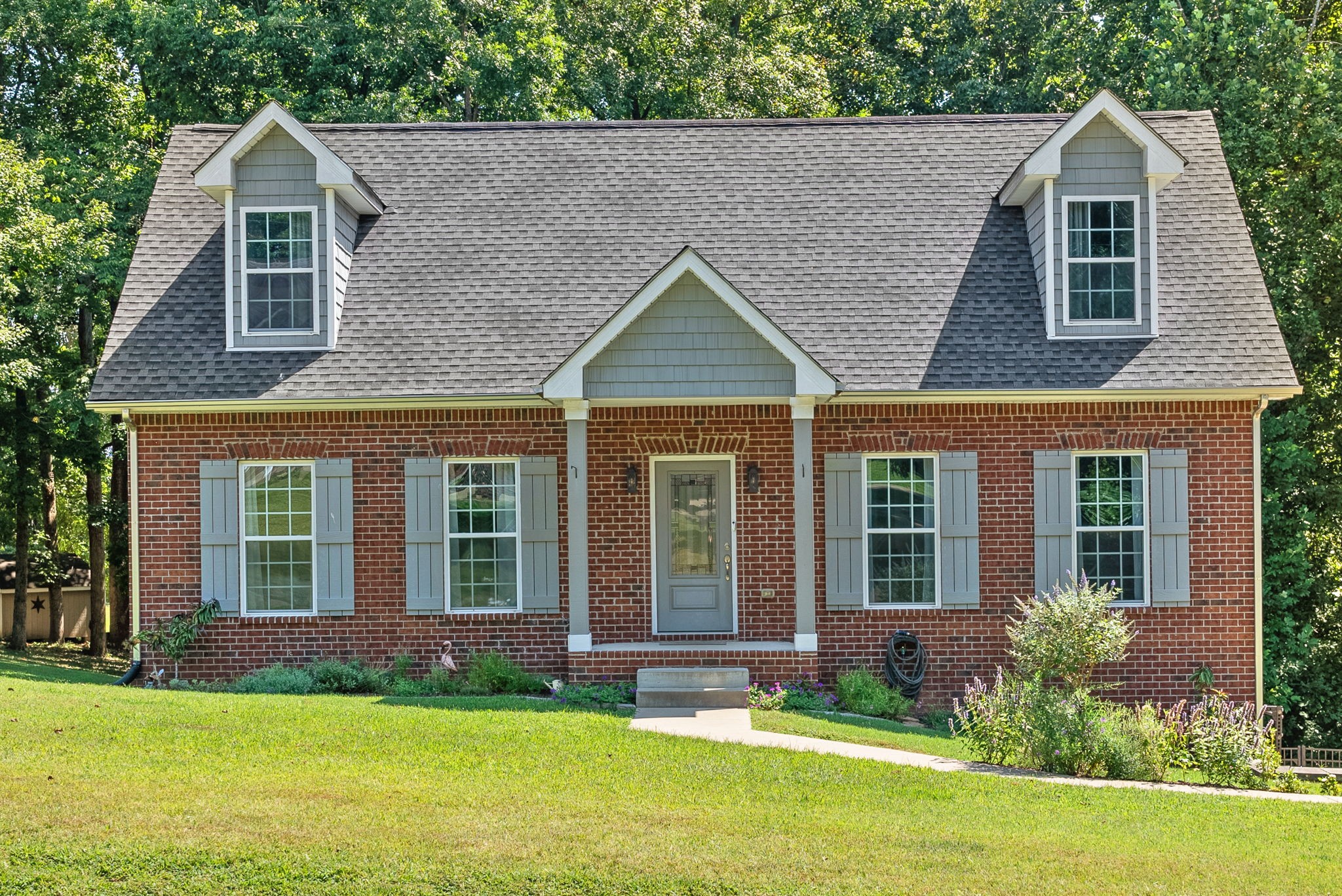631 Eastwood Ct