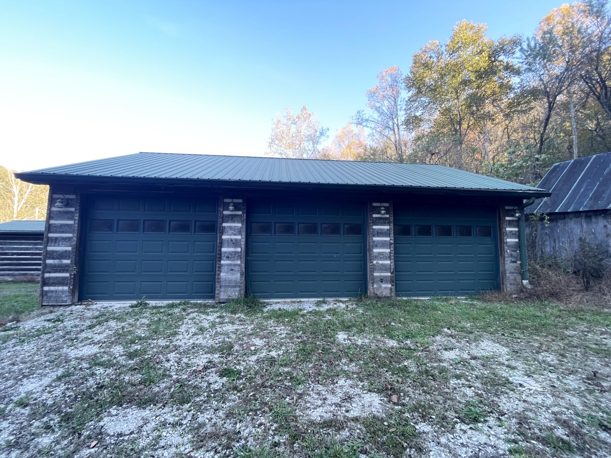 8100 Eaton Hollow Rd