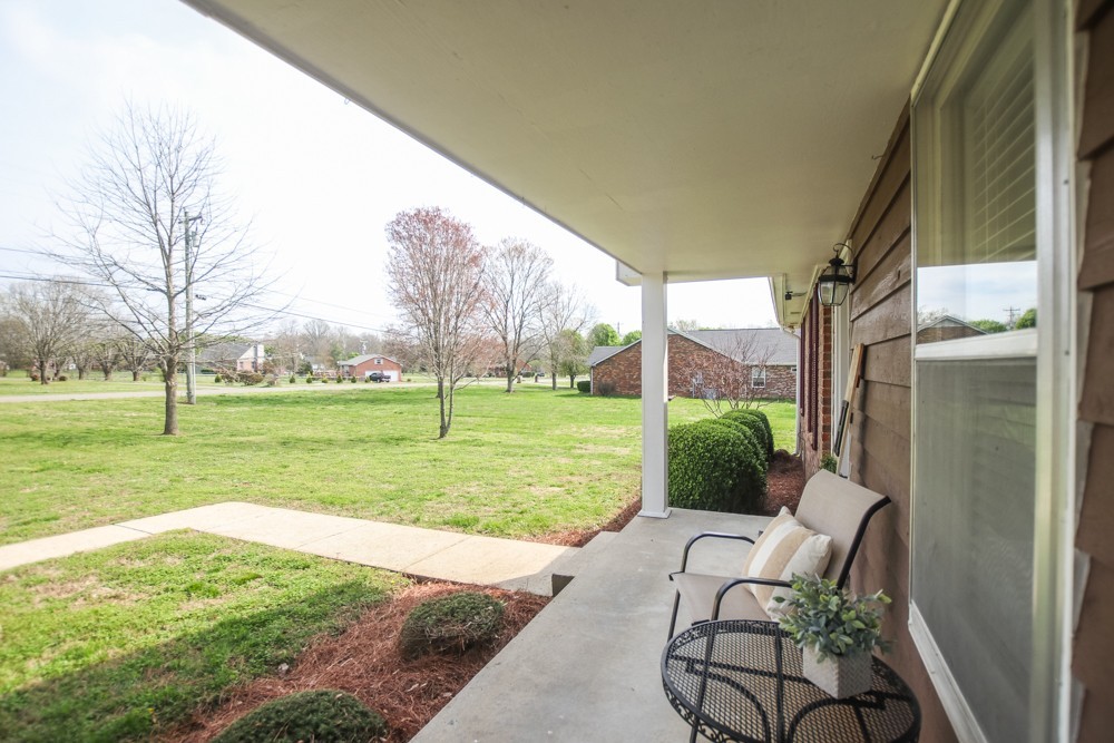 1037 Tinnell Rd