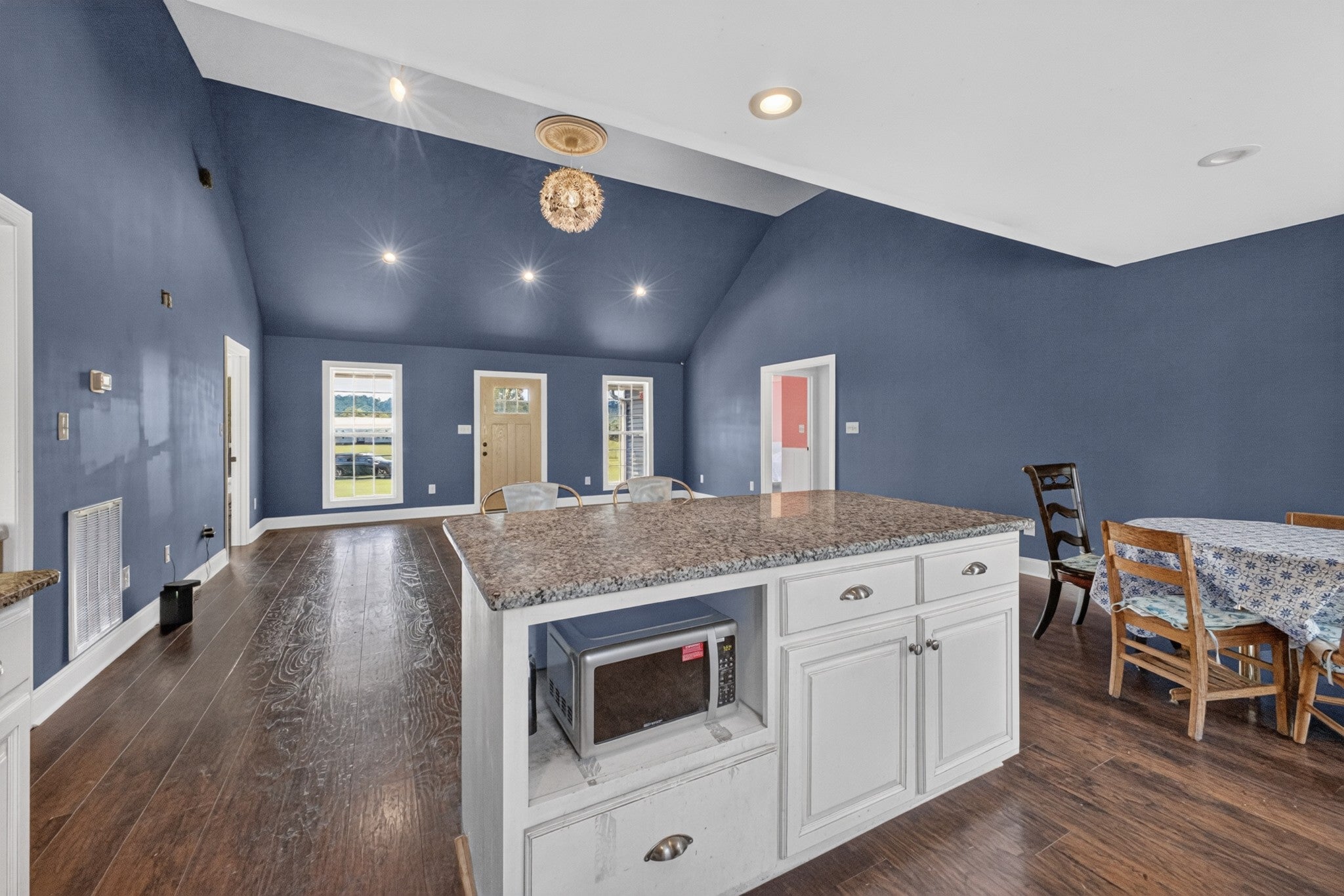 4747 Cornersville Rd