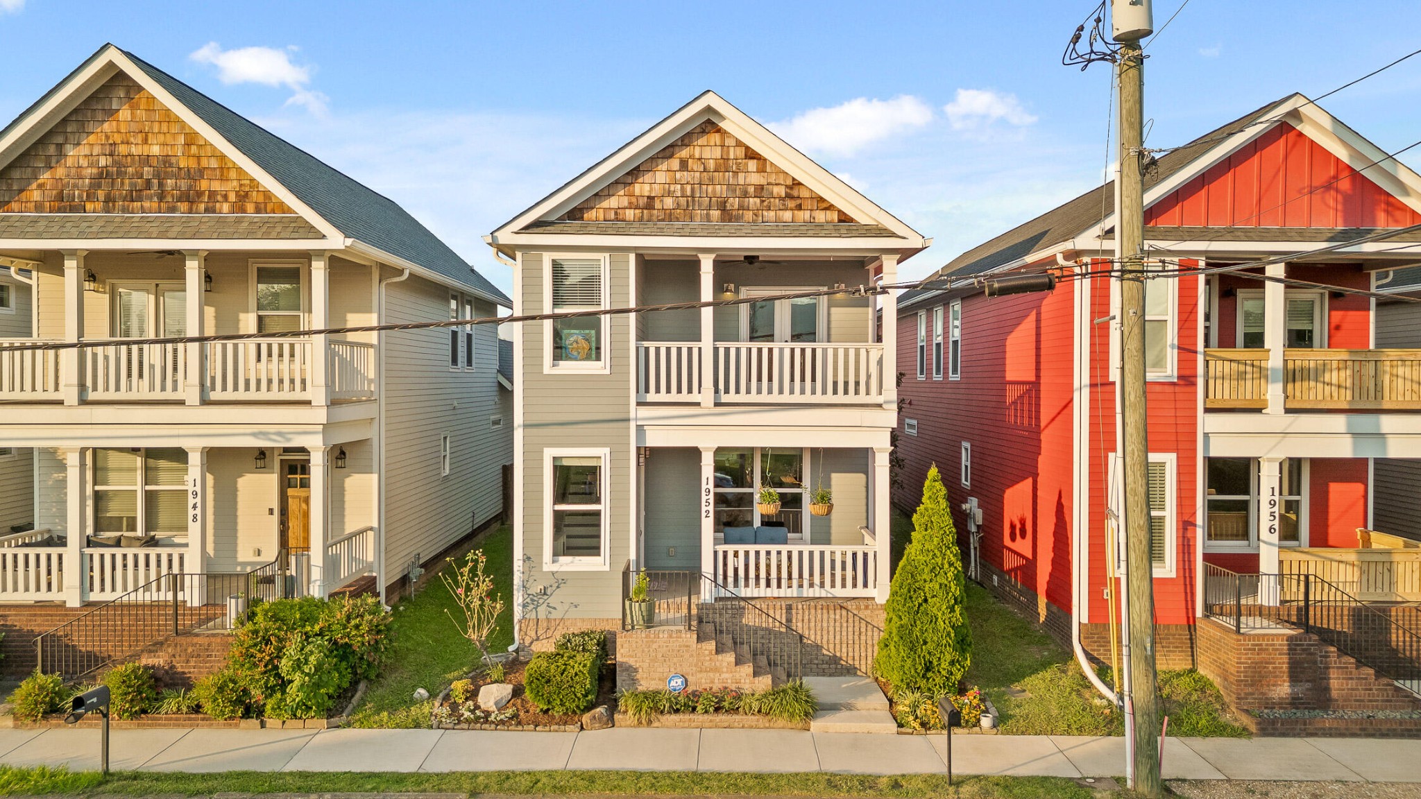 1952 Rossville Avenue